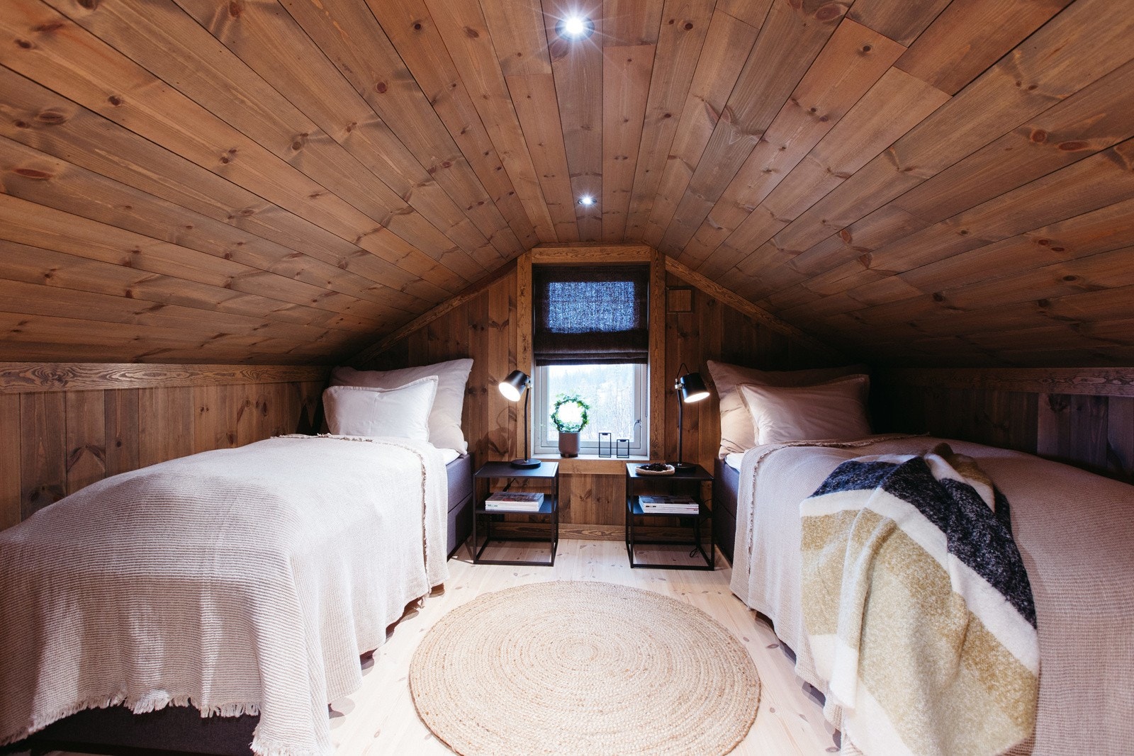 Soverom II på hems Galleribilde