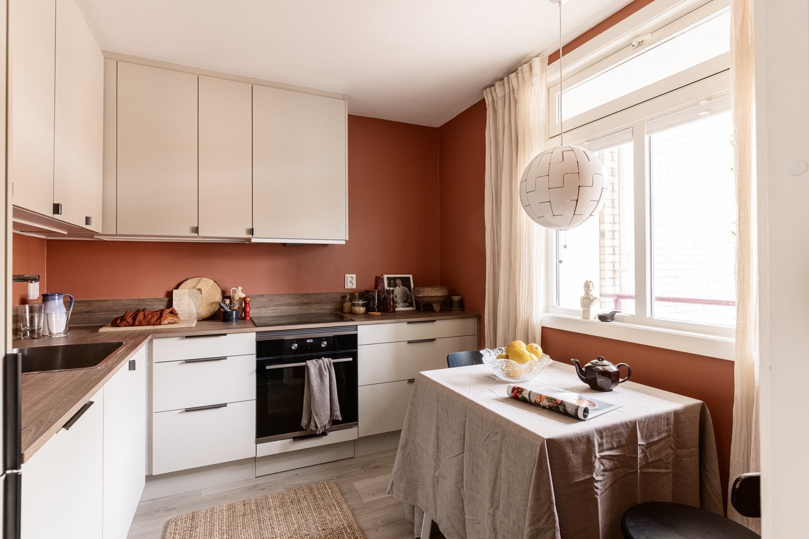 Påkostet Sigdal kjøkken fra 2024. Galleribilde