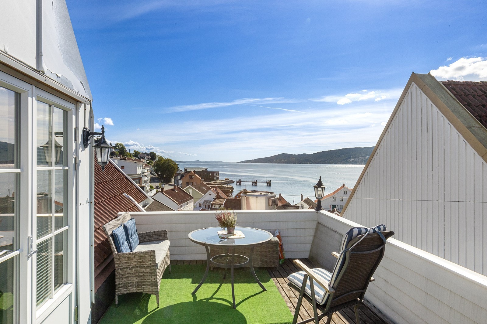 Utsikt mot syd fra takterrassen Galleribilde