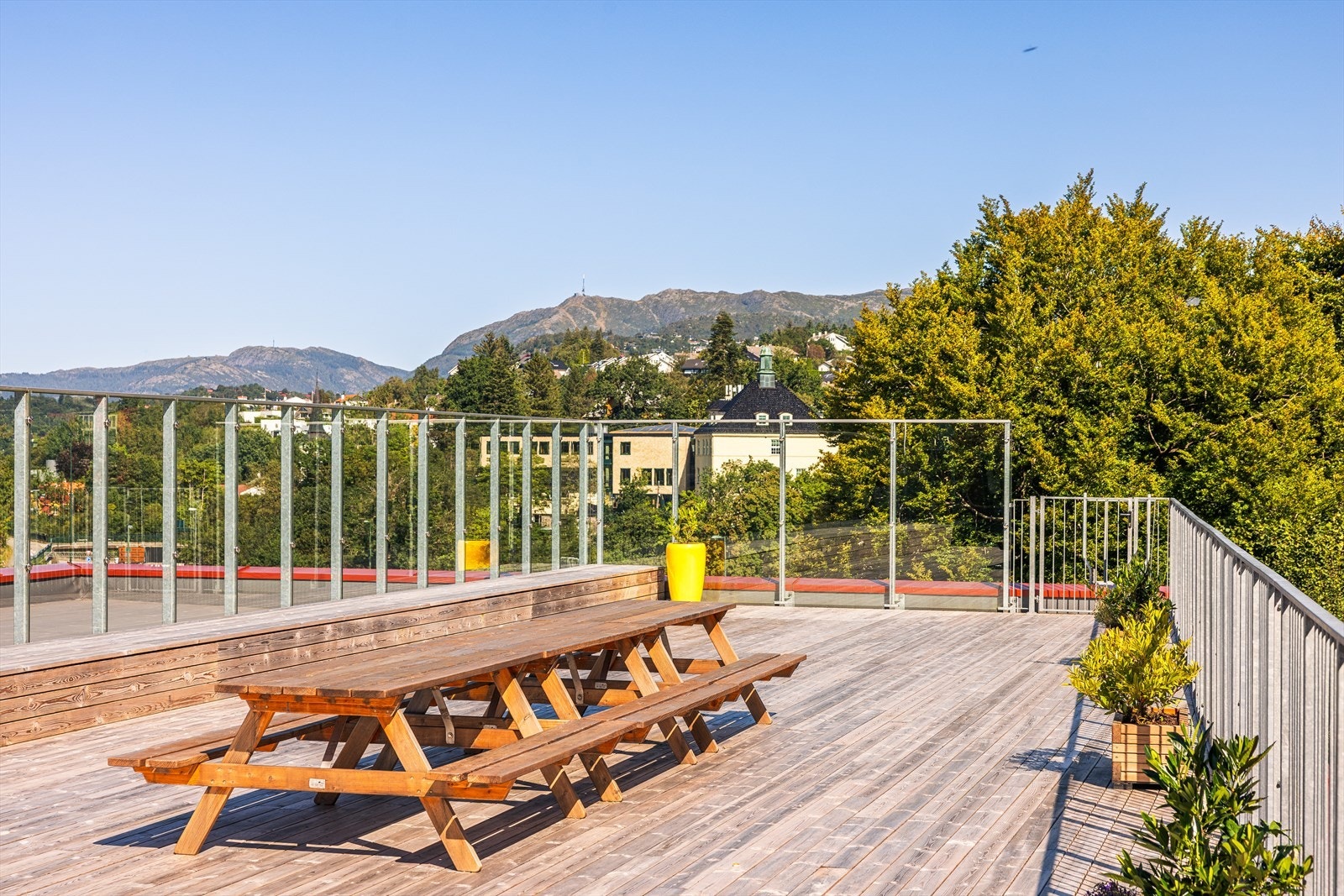 Felles takterrasse med sol hele dagen! Galleribilde