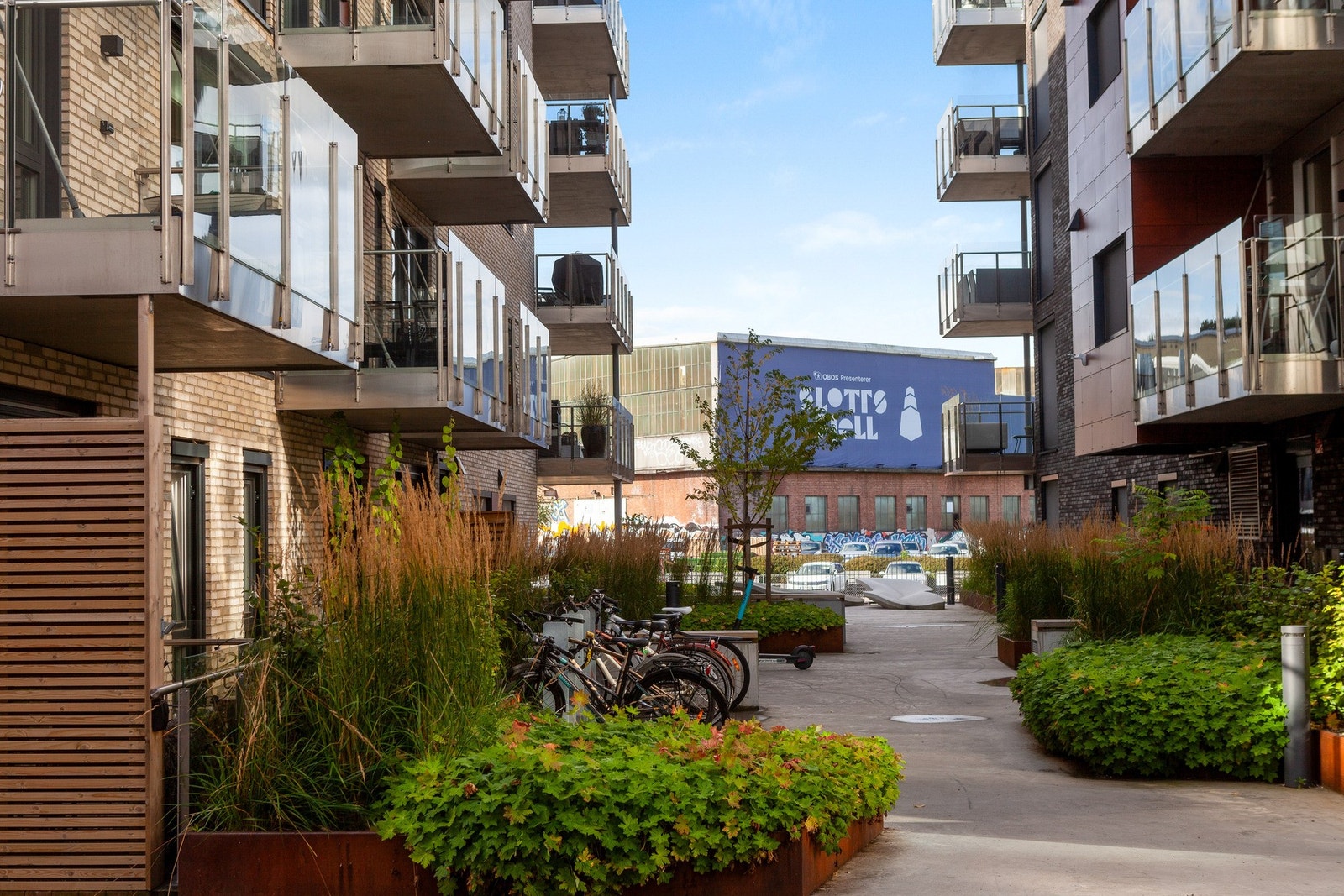 Leiligheten ligger perfekt til på Kaldnes ved sjøen. Galleribilde