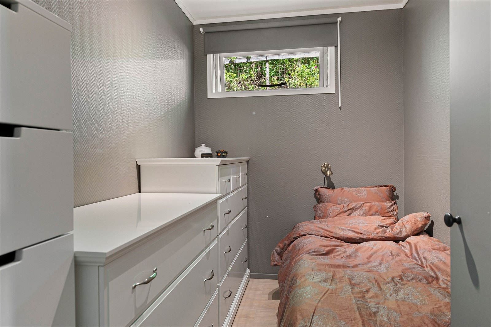 Disponibelt rom i underetasje/hybel Galleribilde