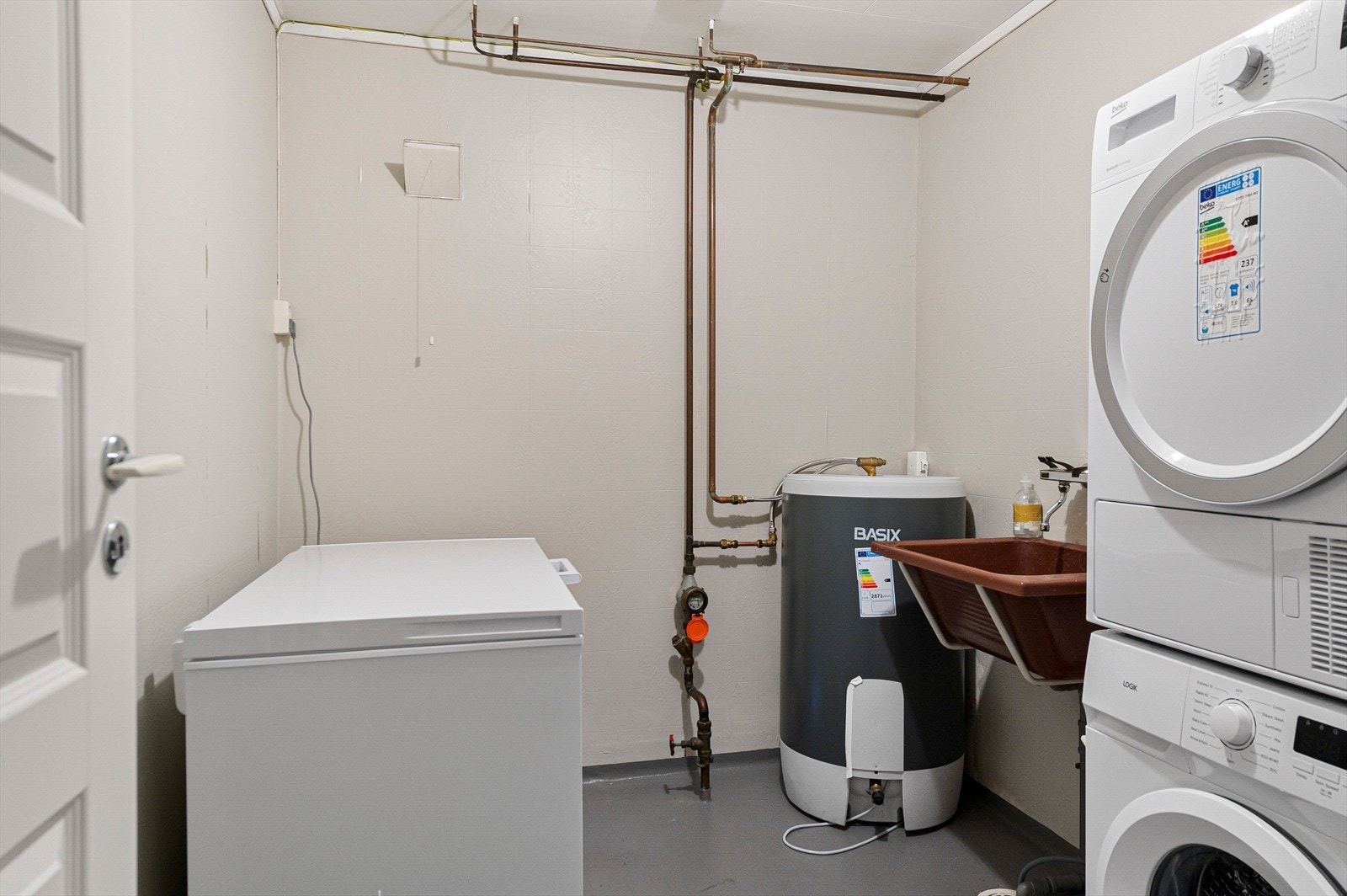 Vaskerom/teknisk rom Galleribilde