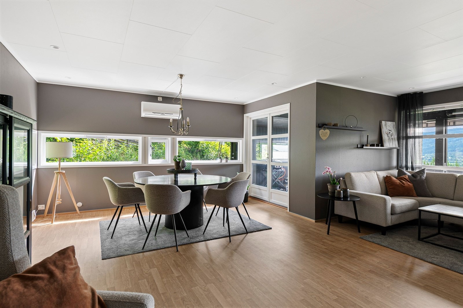 Godt lysinnslipp og gode innredningsmuligheter Galleribilde