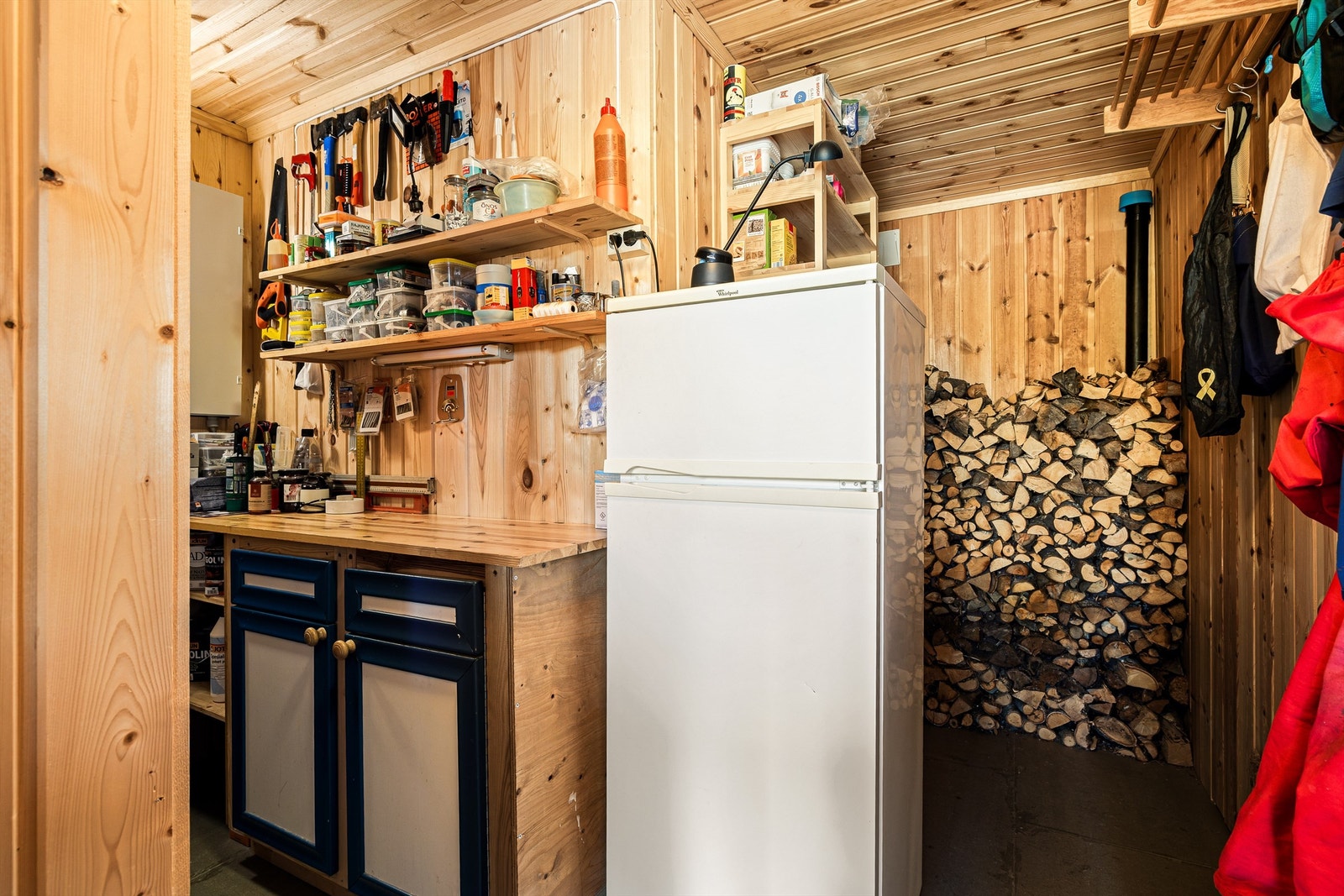 Stor innvendig bod. Galleribilde