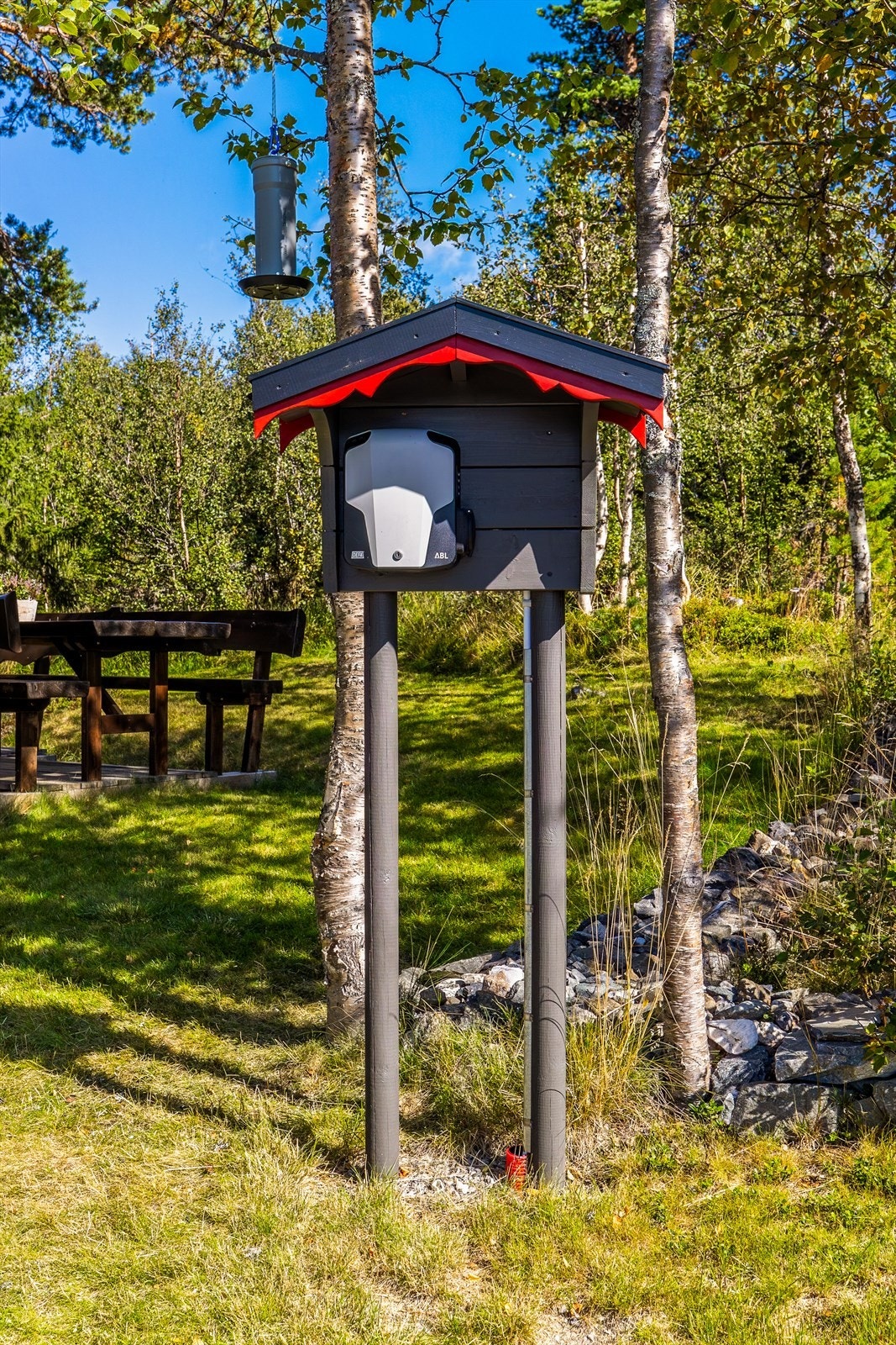 Elbil-lader. Galleribilde