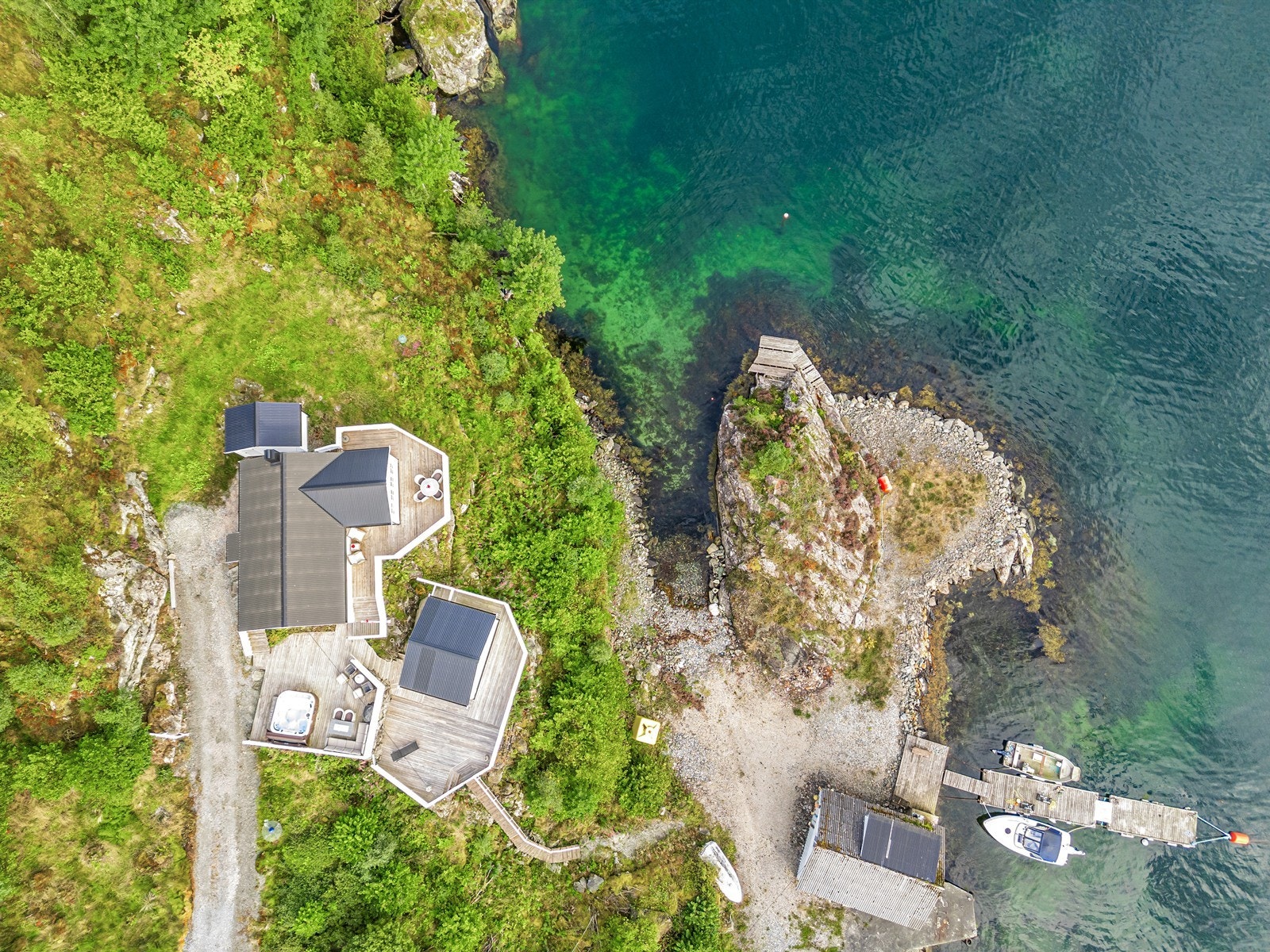 Eiendommen sett ovenfra. Galleribilde