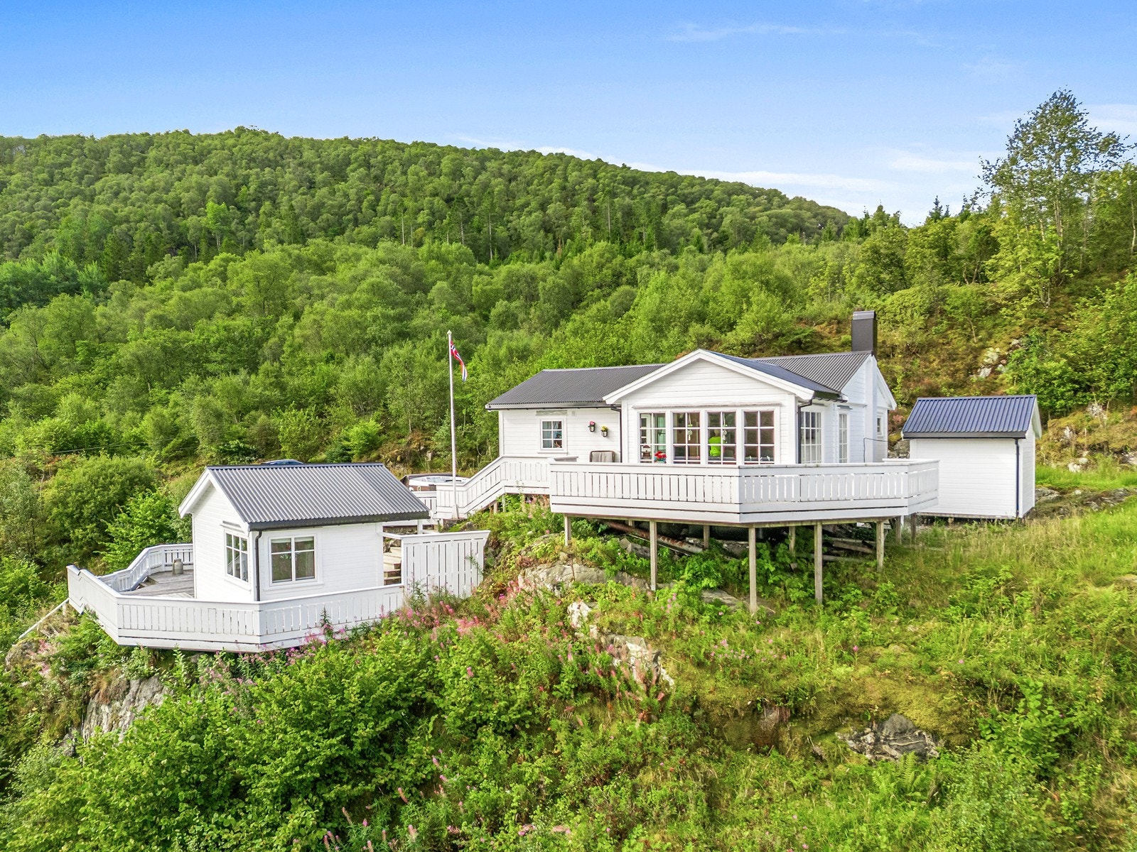 Hytten har en nydelig beliggenhet. Galleribilde