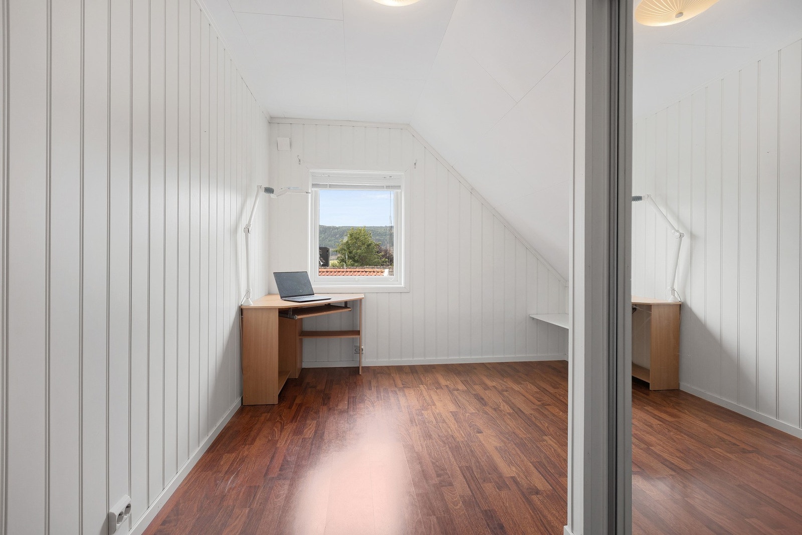 Barne- eller gjesterom. Galleribilde