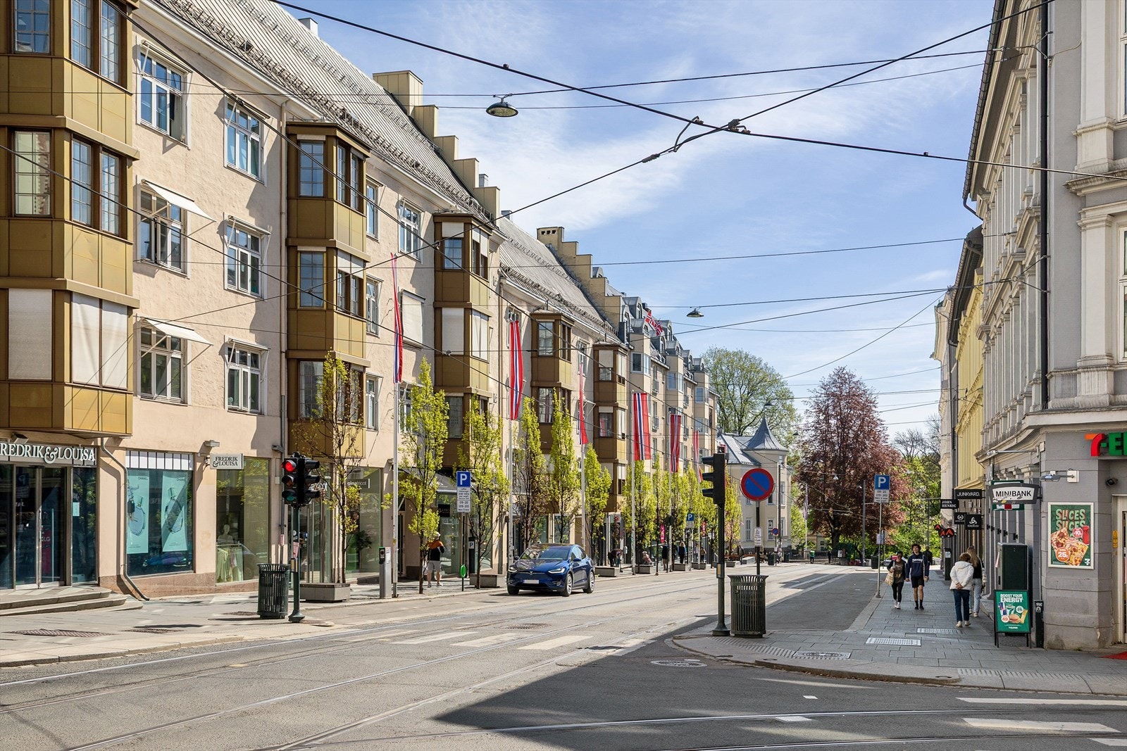 Meget kort vei til Bogstadveien, som tilbyr gode shoppingmuligheter Galleribilde