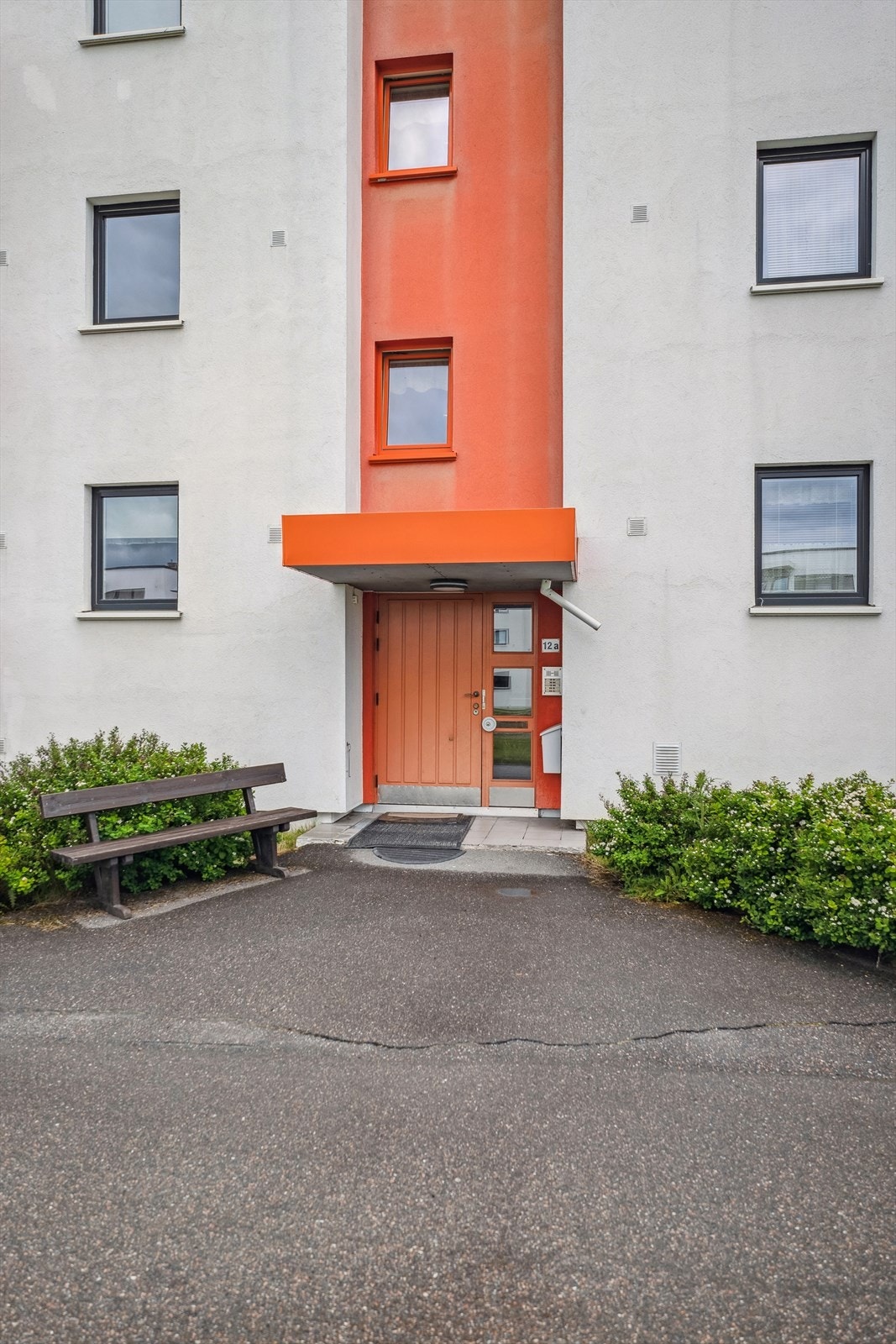 I 2012 ble det rehabilitert balkong, utvendig kledning og skiftet vinduer. Galleribilde