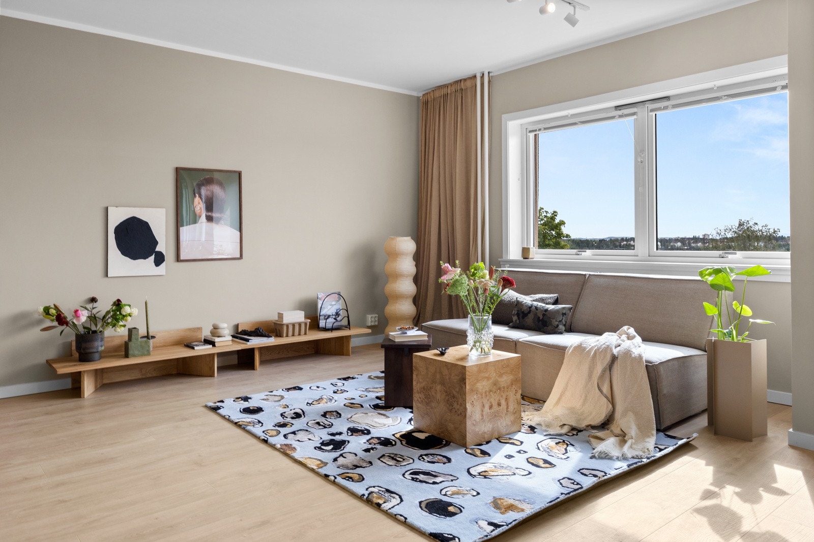 Egen sofagruppe i stuen Galleribilde