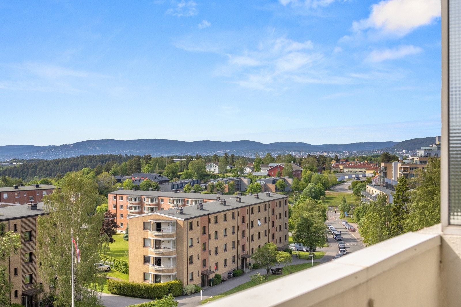 Nyt utsikten så langt øye ser Galleribilde