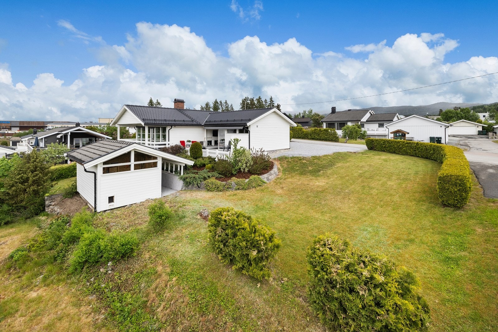 Eiendommen ligger i et populært og barnevennlig område. Galleribilde