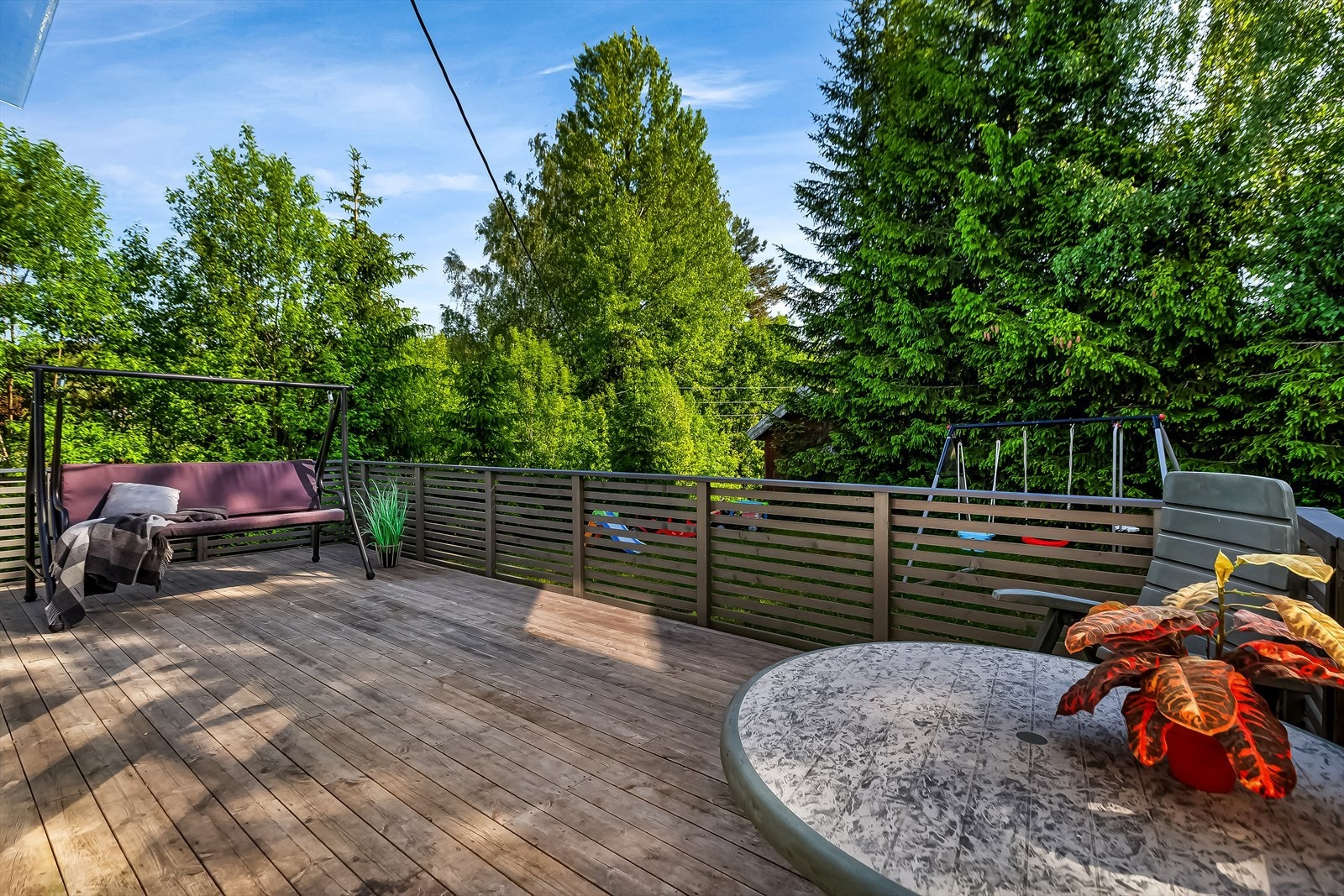 I tillegg er det etablert en romslig terrasse. Galleribilde