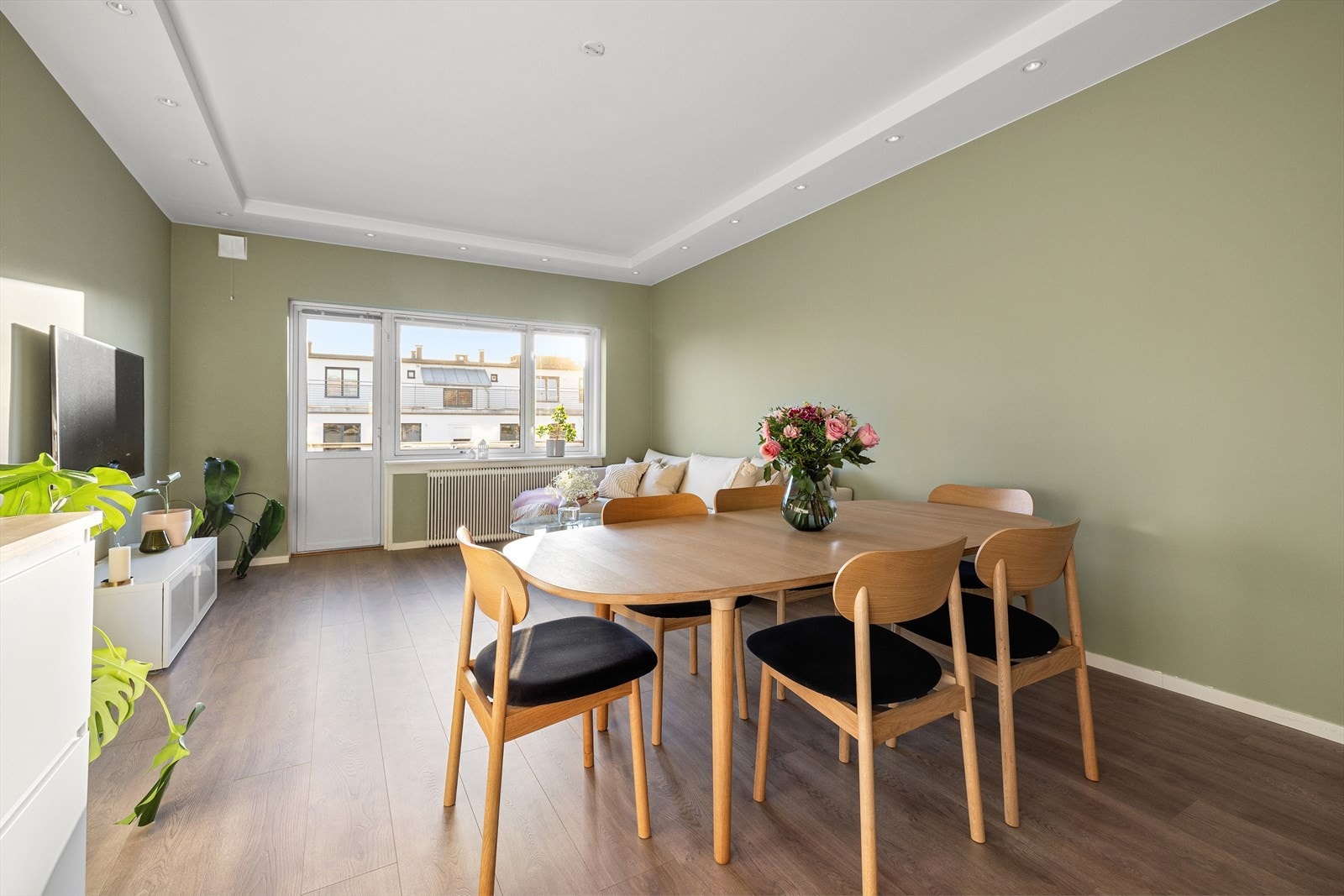 Boligen er i sin helhet pusset opp fra 2017 og frem til dagens dato Galleribilde