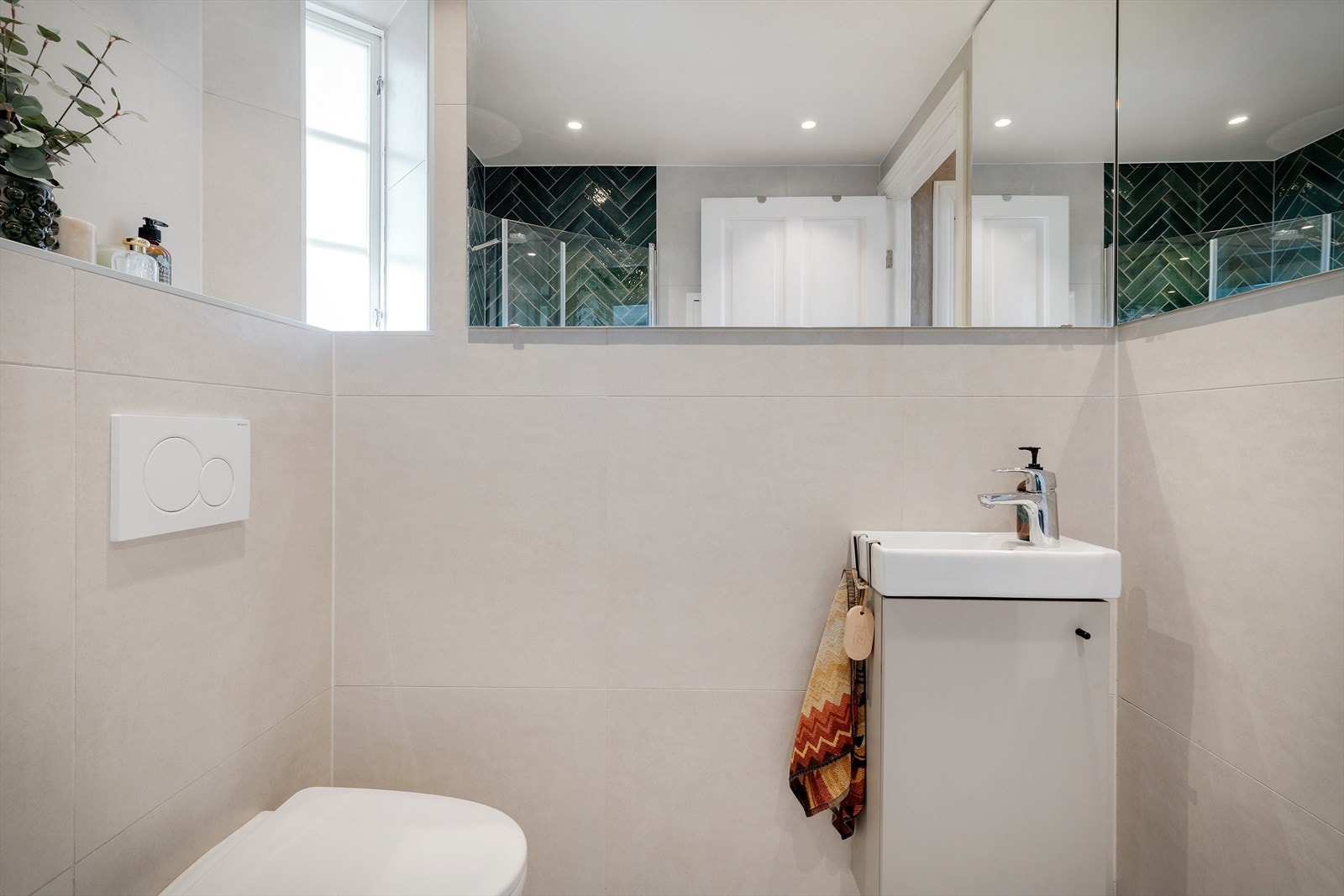 Helfliset med varme i gulv. Galleribilde