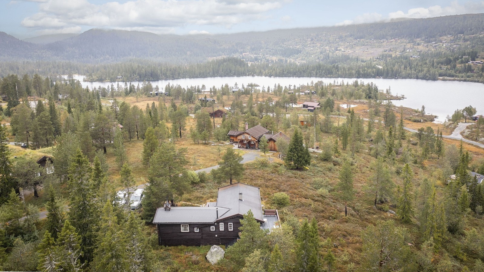 Fredrik Christoffersen presenterer: Vestre Solheimsbeitet 43! Galleribilde