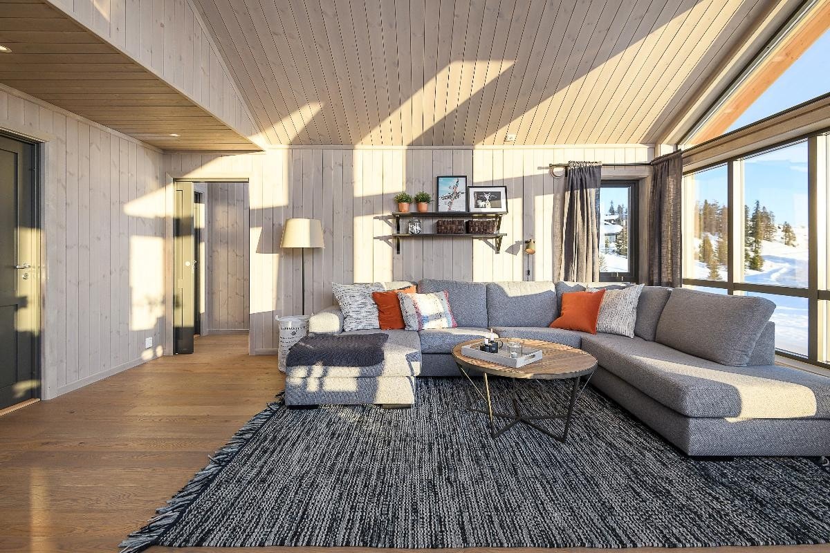 Vegger og himling beiset i fargen Himmelgrå. Galleribilde