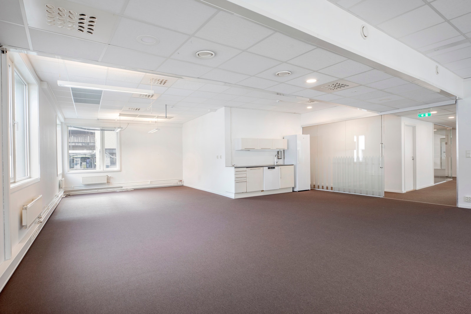 Sosial sone / spiseplass. Galleribilde