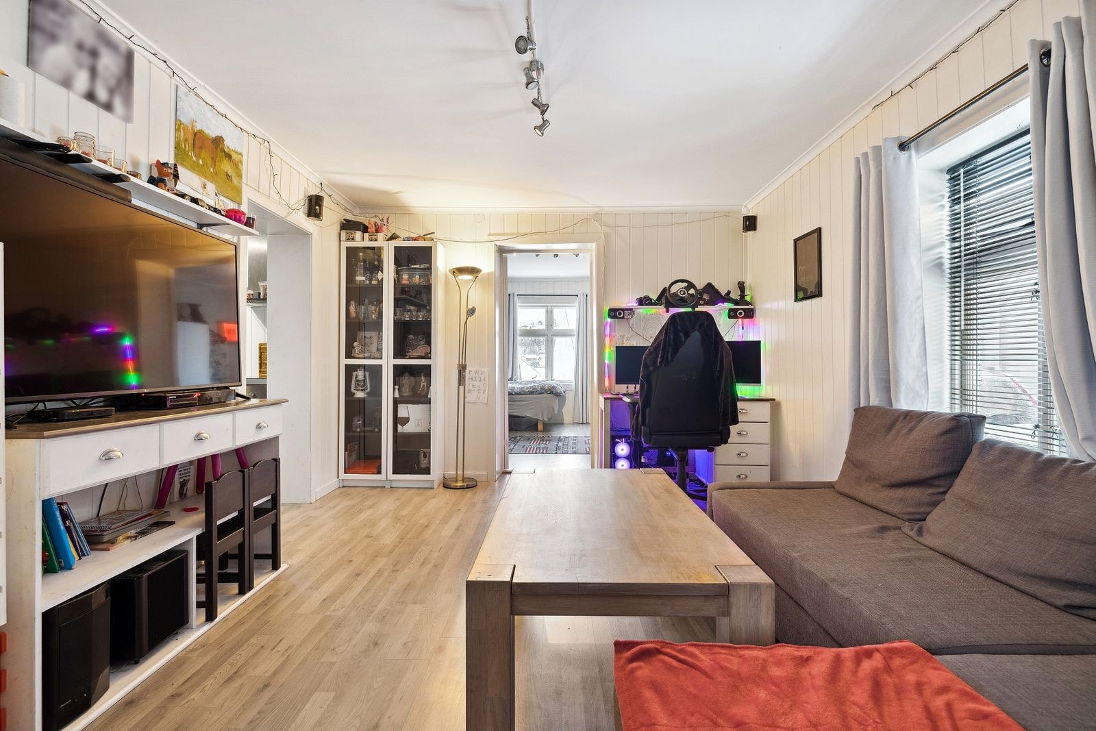 Stue 1. etg. Galleribilde