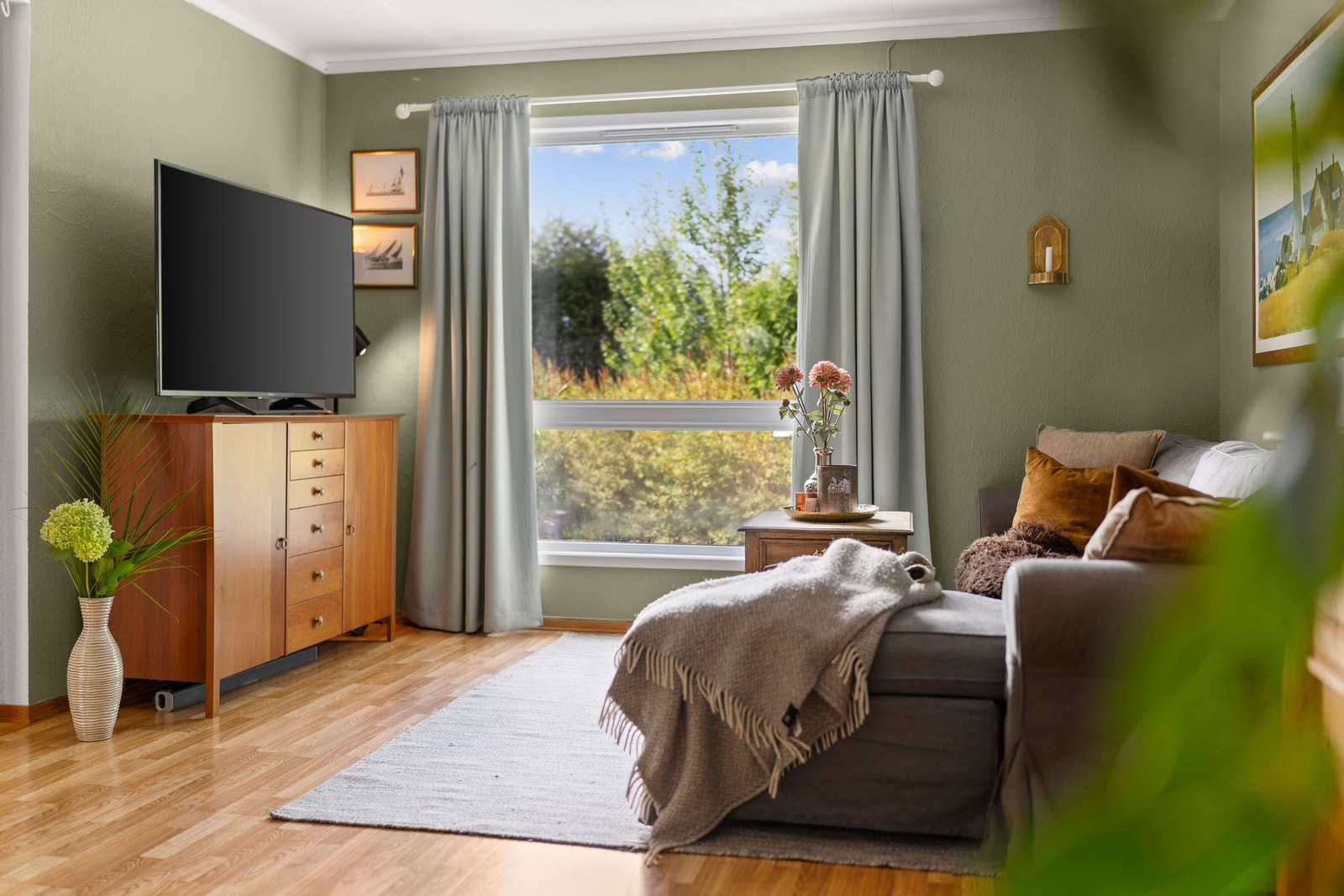 Nydelig bolig i Son med gode uteområder Galleribilde