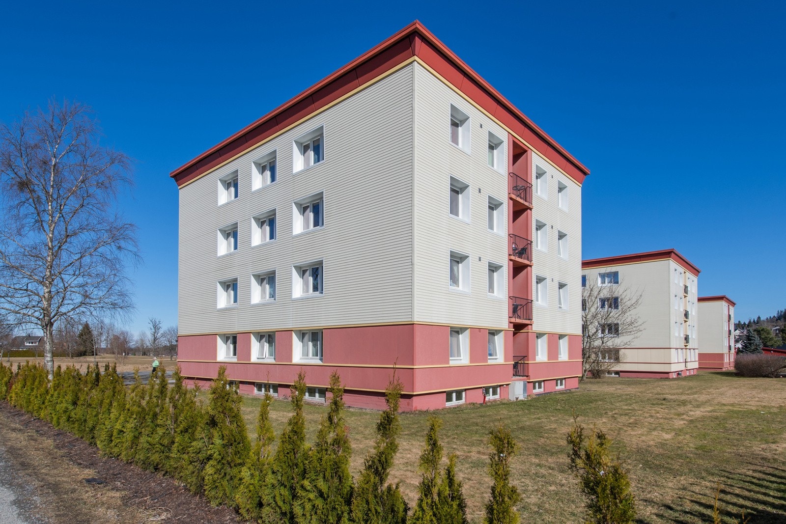 I hver etasje er det felles luftebalkong i felles gang Galleribilde