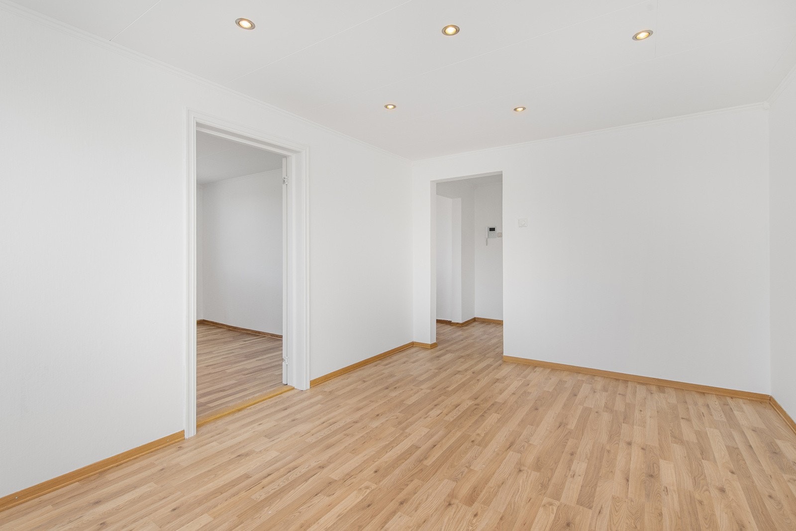 Stue mot entre og soverom Galleribilde