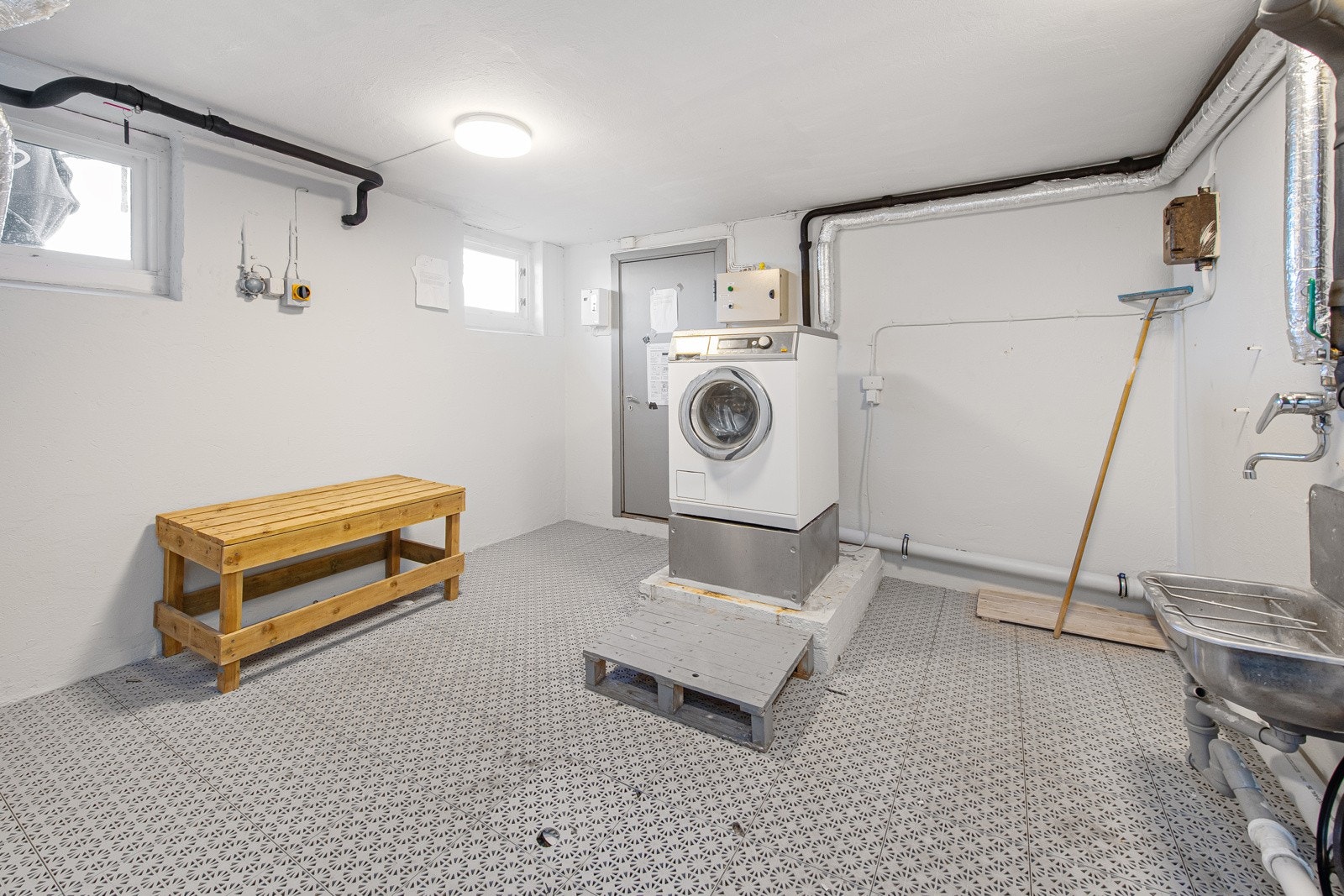 Felles vaskerom Galleribilde
