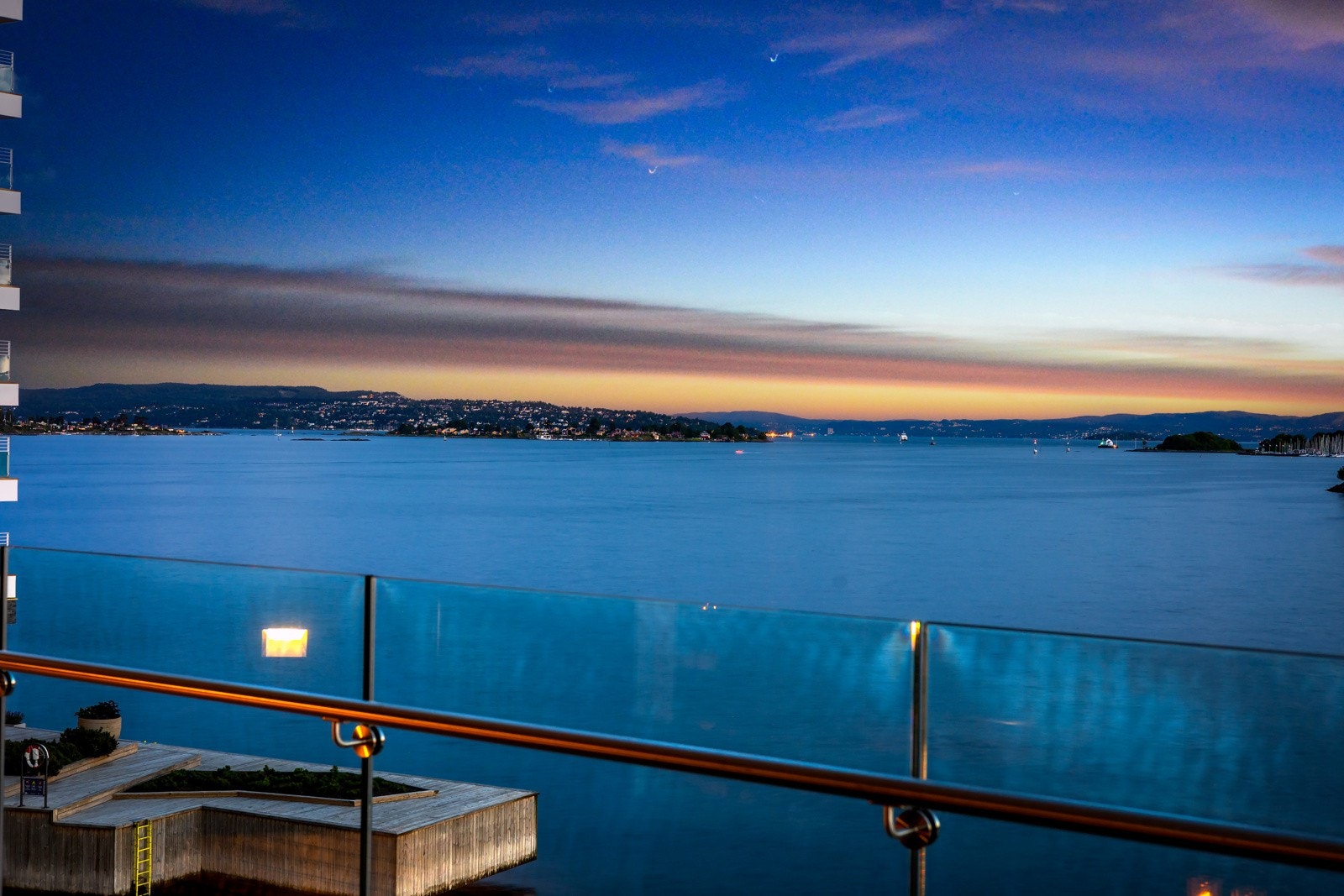 Her har vi gleden av å presentere en lekker Frontleilighet med spektakulær utsikt Galleribilde