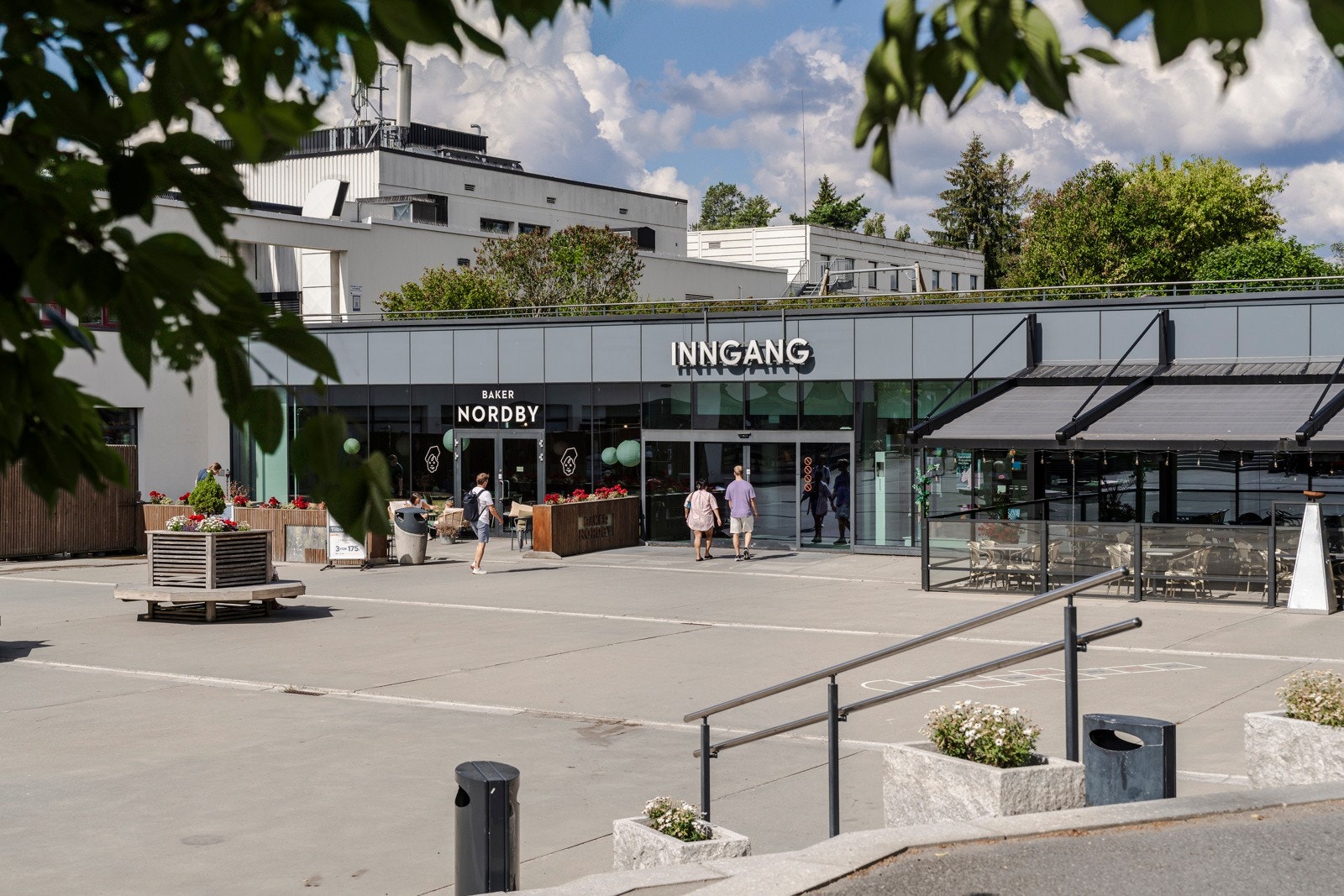 Tangen Senter er en kort kjøretur unna. Galleribilde