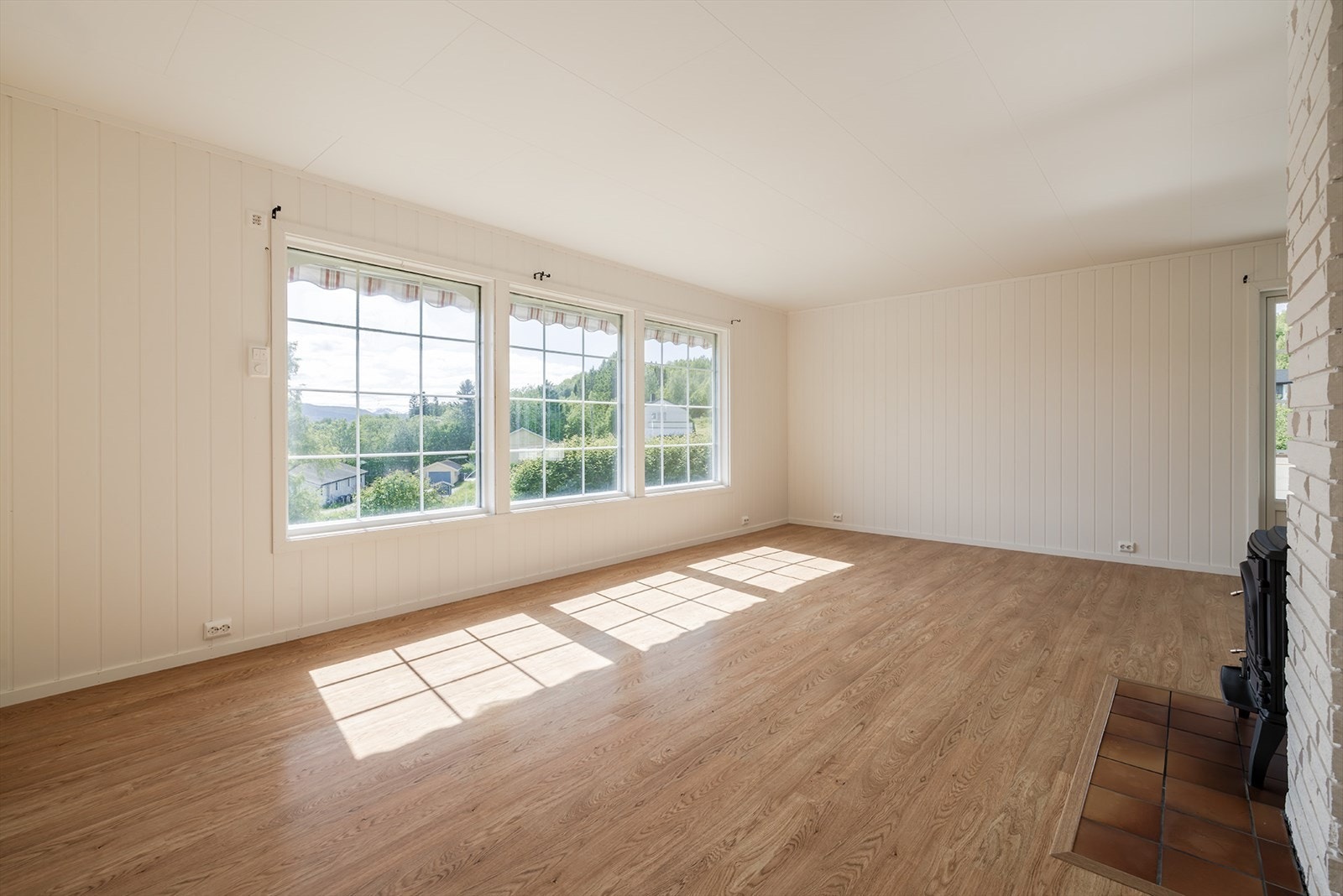 Boligen er tilkoblet signal/altibox. Galleribilde