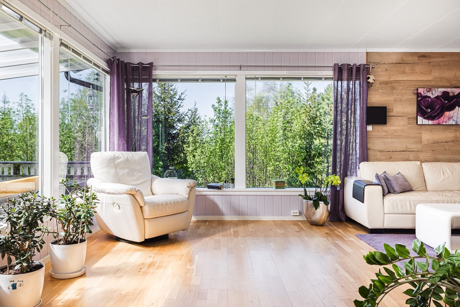 Boligen har gjennomgått flere oppgraderinger innvendig i perioden 2008-2018. Galleribilde