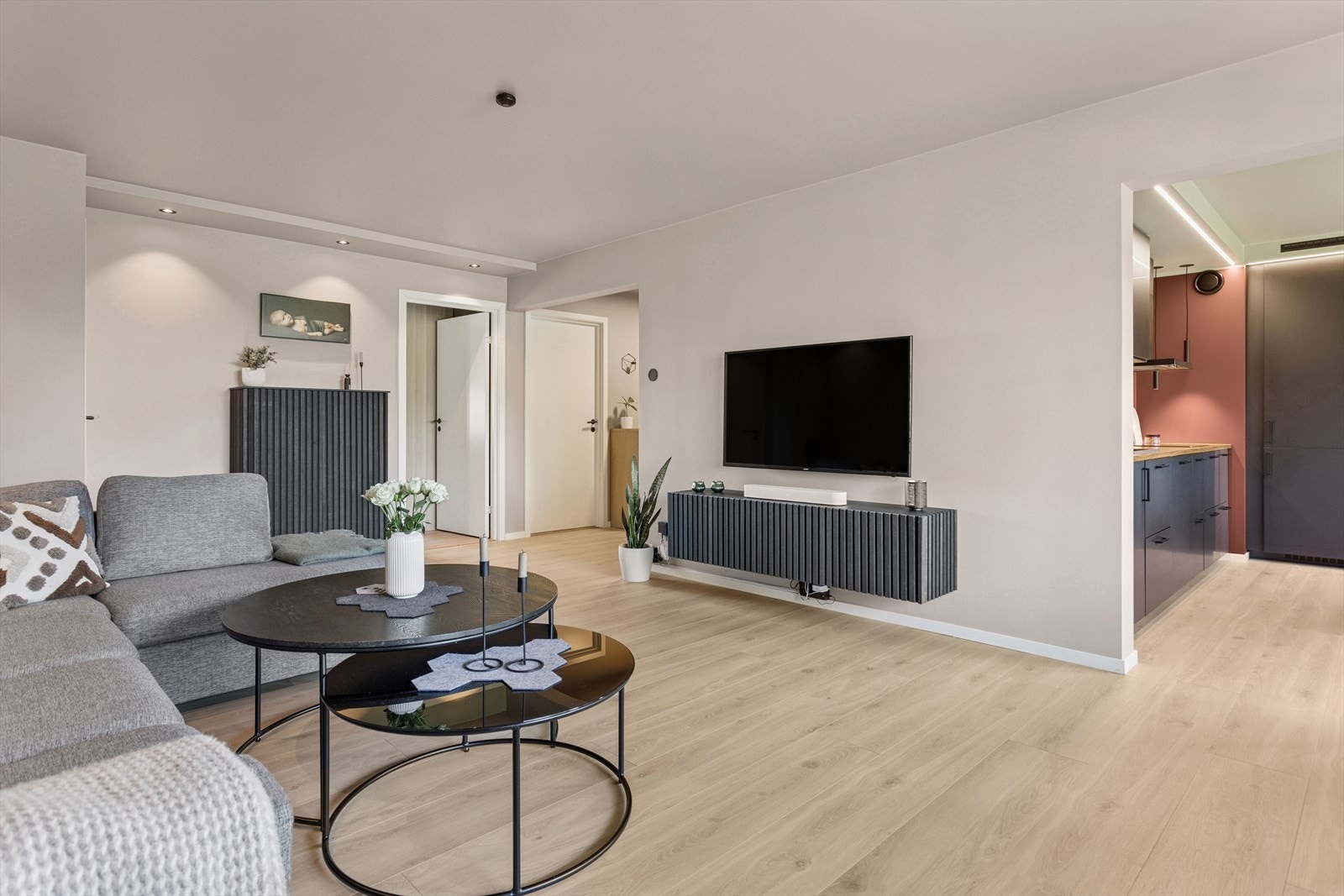 Velkommen inn til en lys og luftig stue med xxxxxxxx Galleribilde