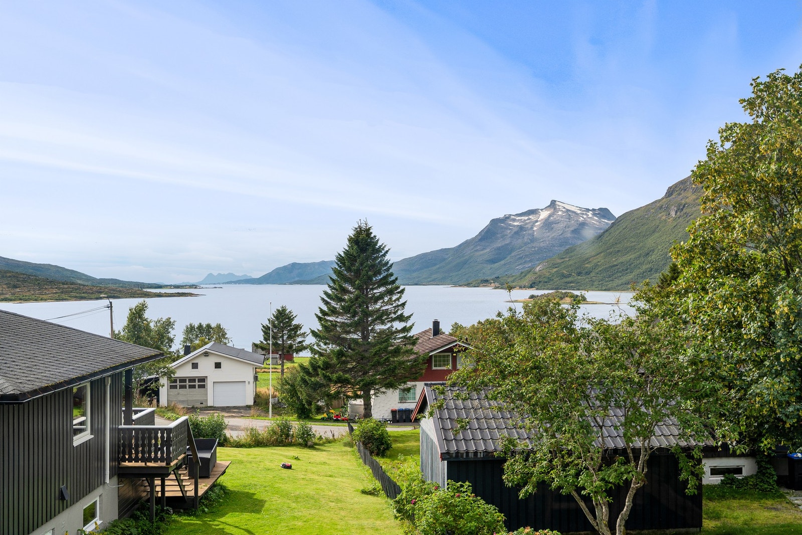 Beliggenheten byr på meget gode utsiktsforhold Galleribilde