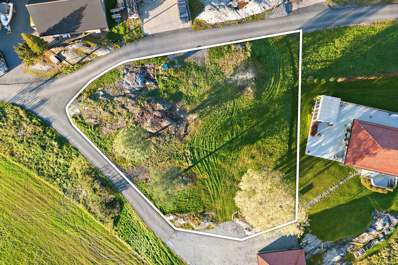 Tomten er på 1395 kvm og har BYA 20%. Galleribilde