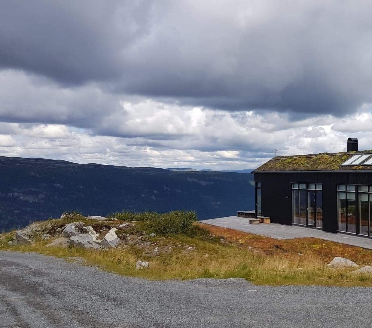 Romslig eiet tomt Galleribilde