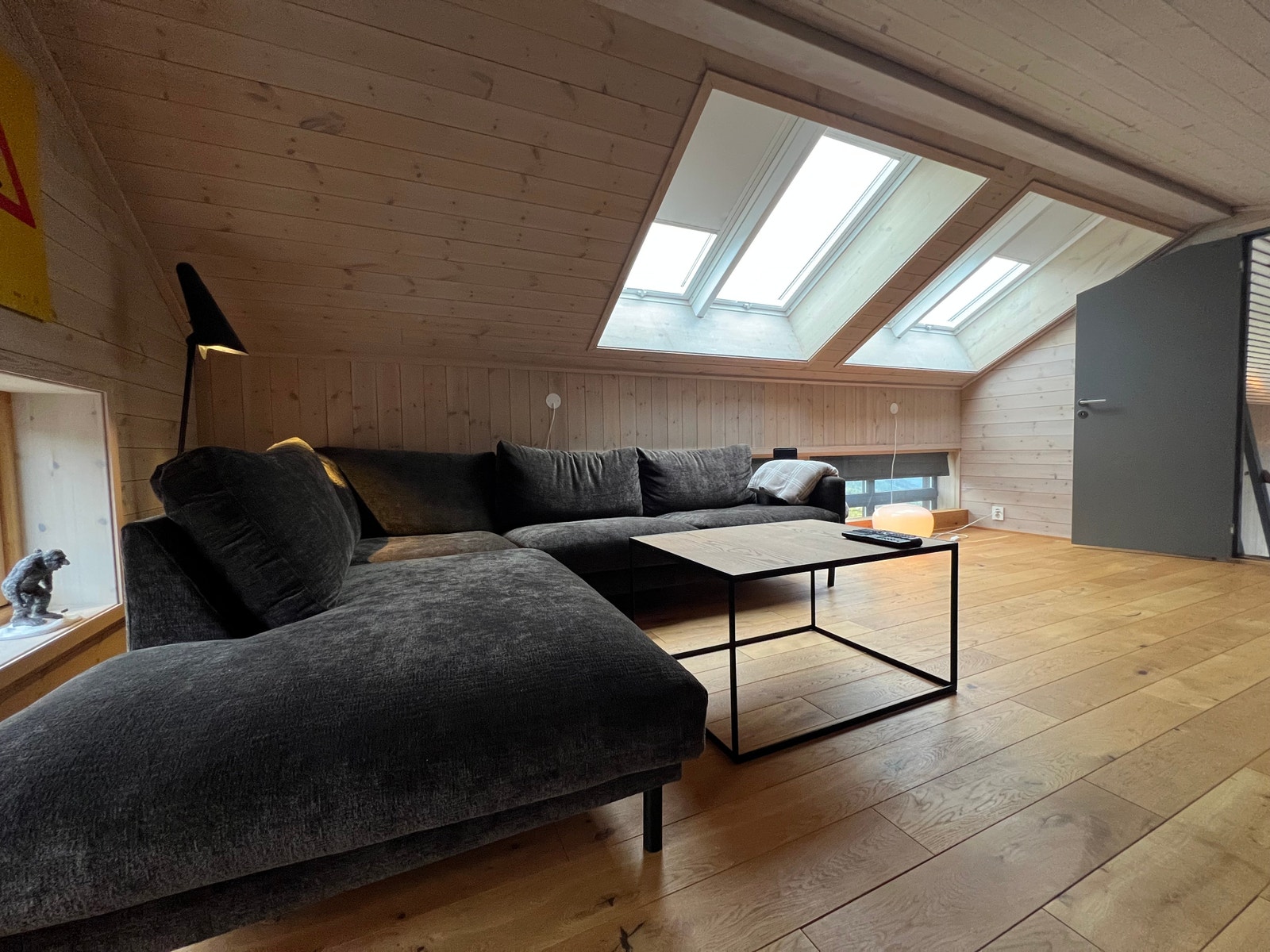 Hems TV stue Galleribilde