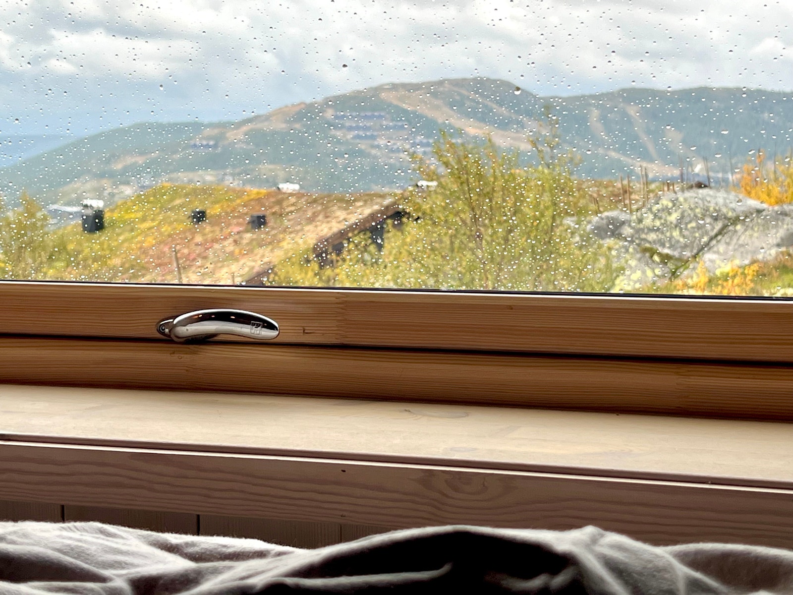 Fra soverom 2 - utsikt mot Gausta området Galleribilde