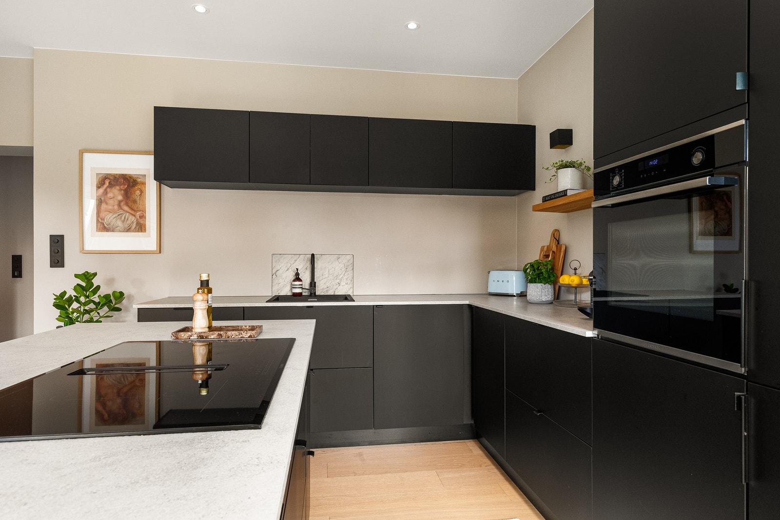 Smakfullt kjøkken fra kvalitetsleverandøren KVIK. Galleribilde