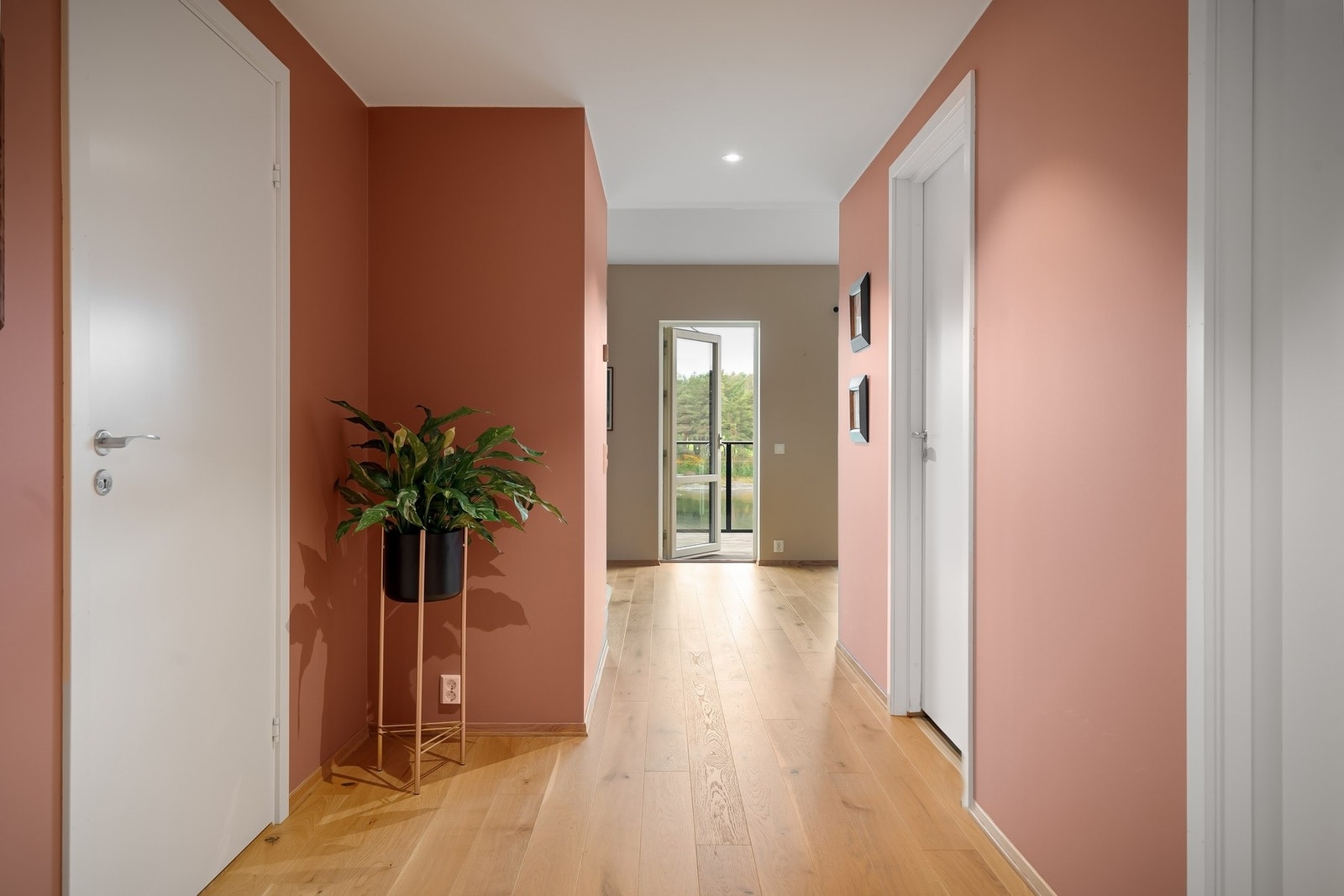 Det er vannbåren gulvvarme i leiligheten. Galleribilde