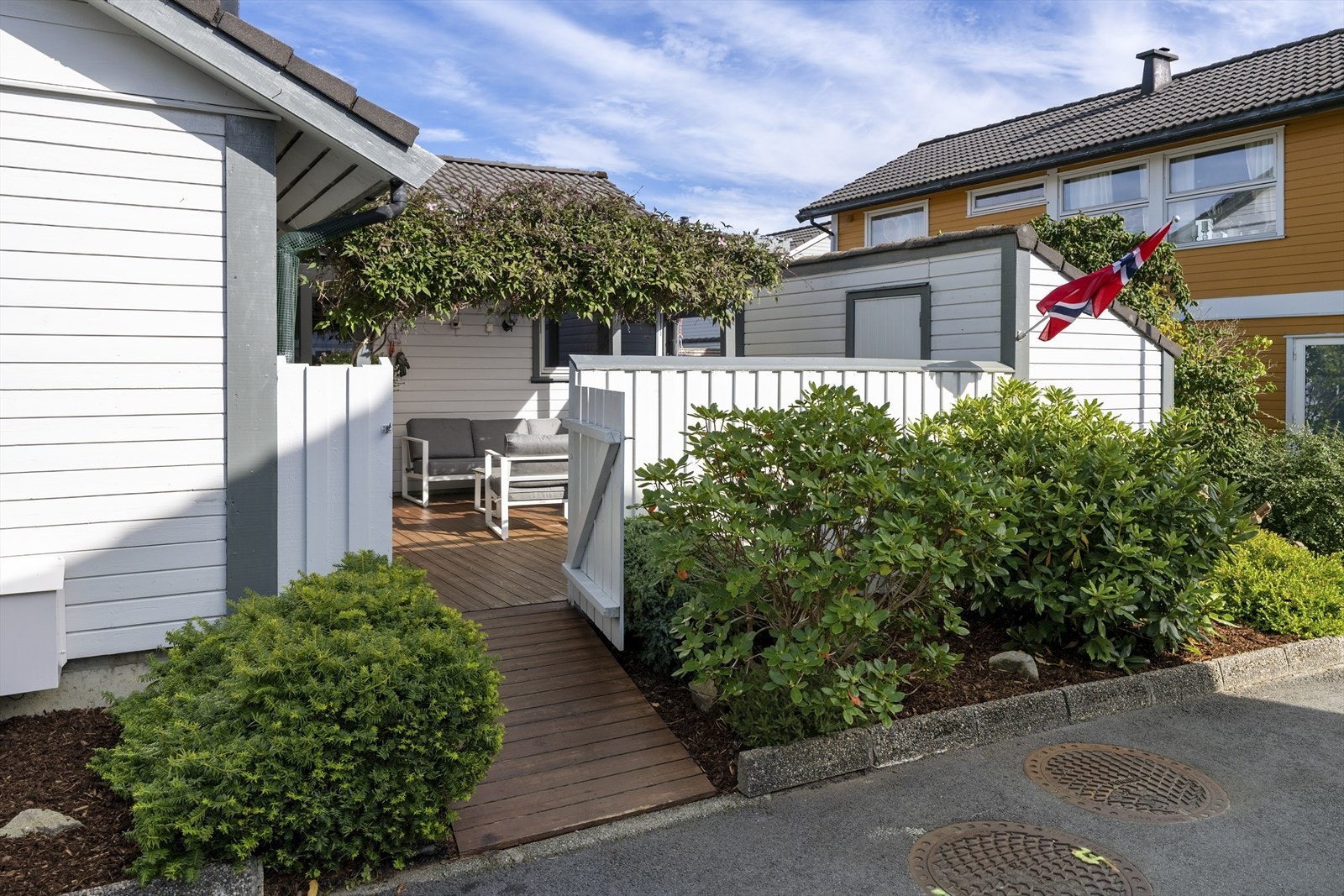 - Her er det enkelt å løpe ut til venner i gaten - Galleribilde