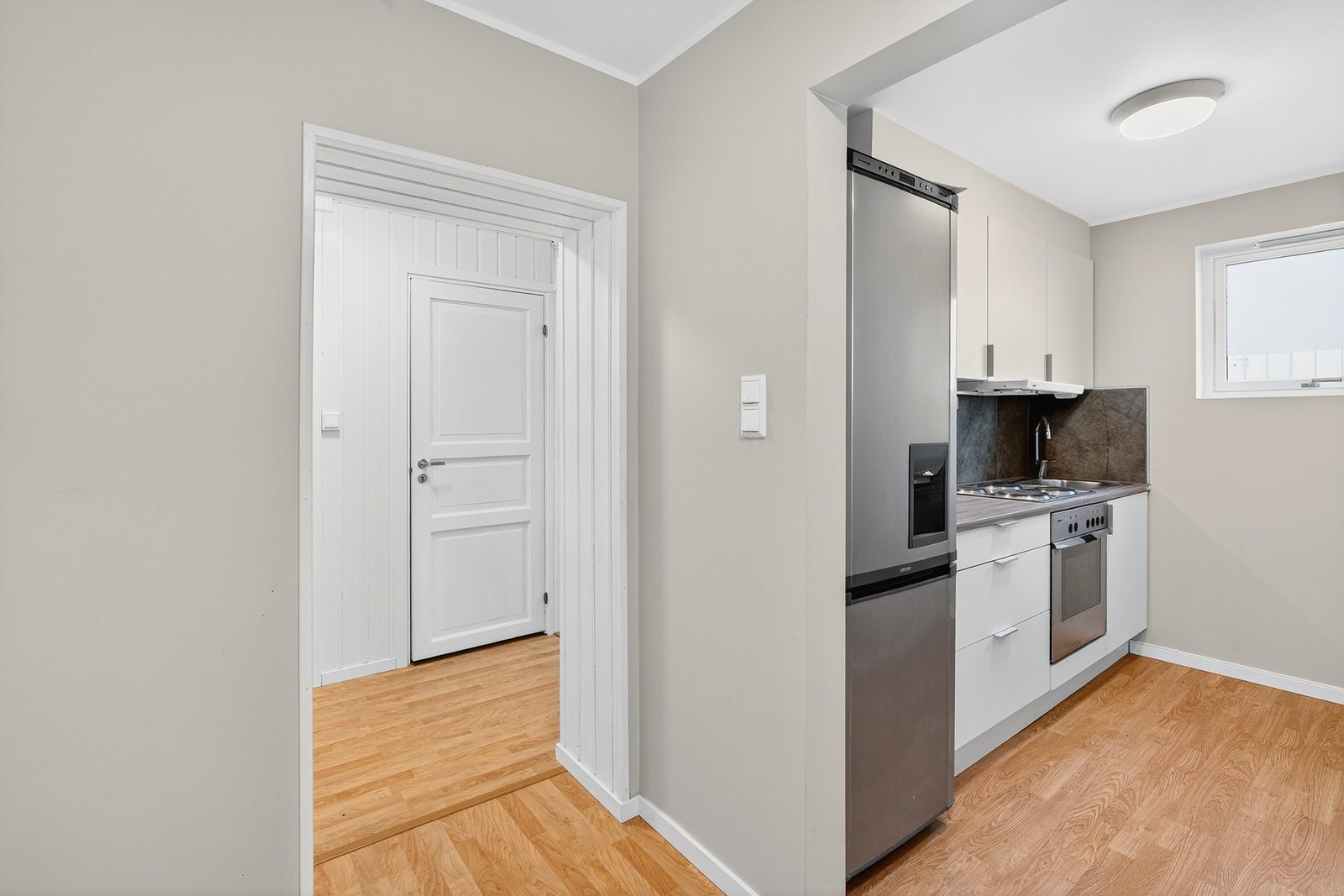 I kjelleren er det også et praktisk kjøkken av nyere dato. Galleribilde