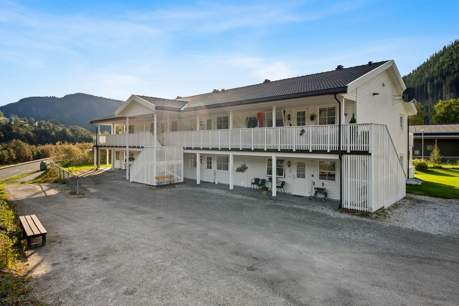 Eiendommen består av totale 8 leiligheter. Galleribilde