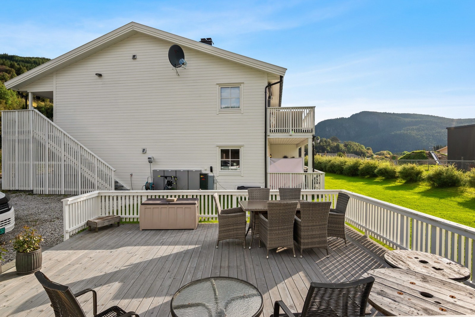 Sameiet disponerer en større platting. Galleribilde