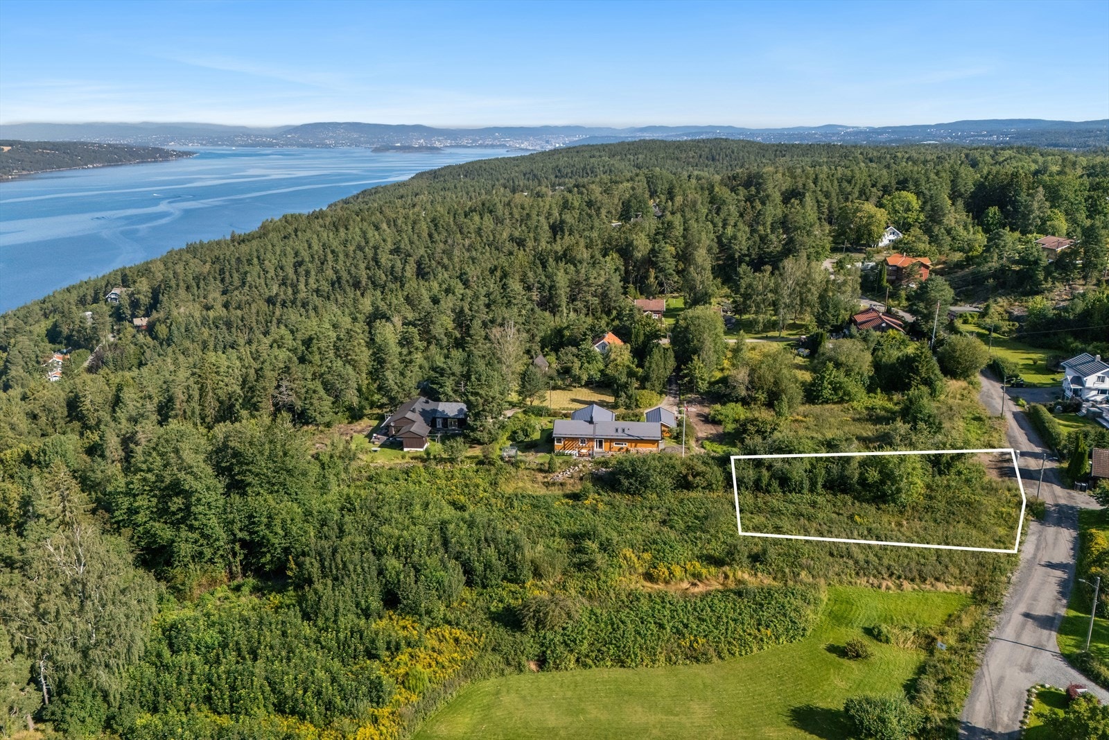 DNB Eiendom v/Anna Pham ønsker velkommen til Framveien. Galleribilde