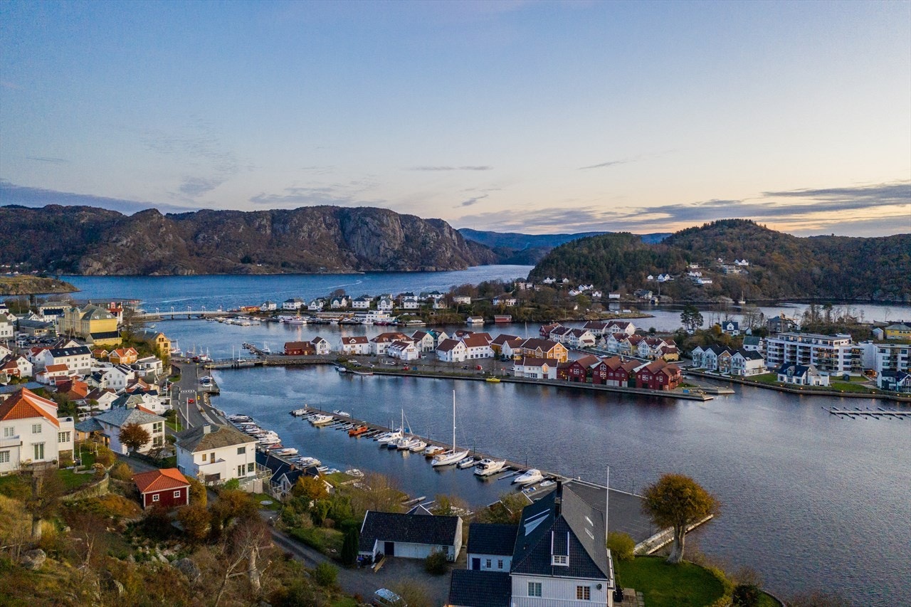 Eneboligtomter med nydelig utsikt Galleribilde