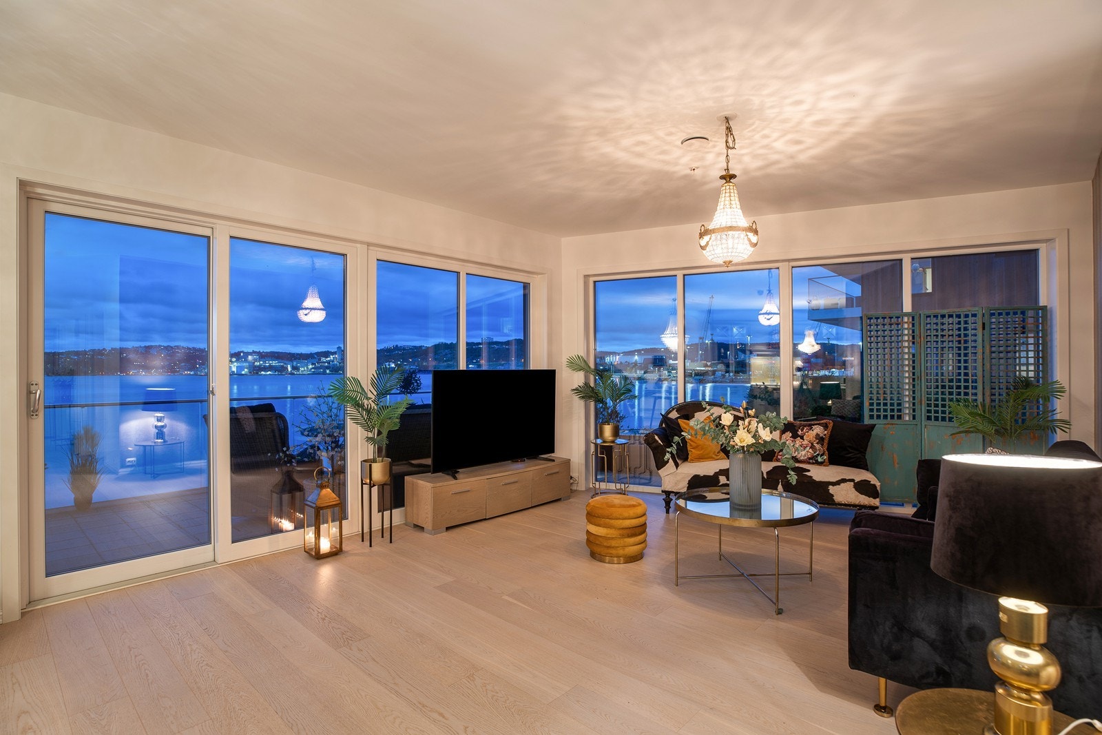 Fantastisk leilighet i sjøkanten i Kanalbyen Galleribilde