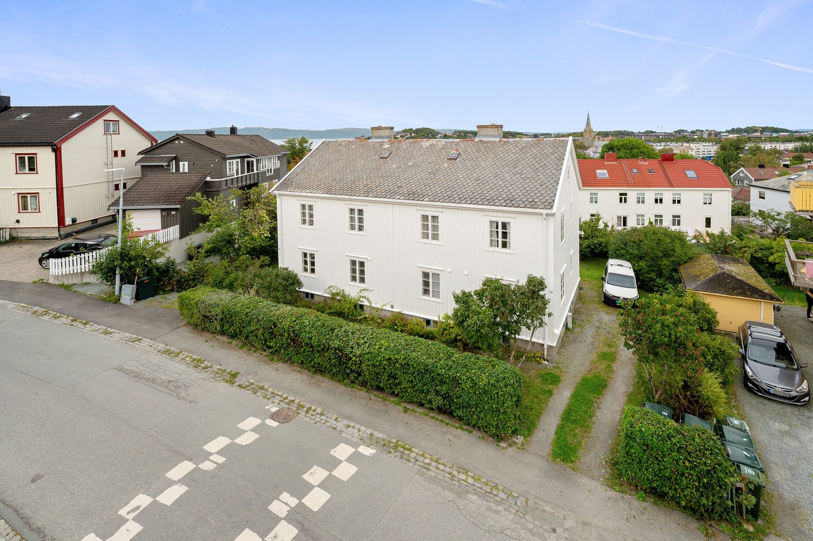 Boligen har et totalt bruksareal på 415 kvadratmeter. Galleribilde