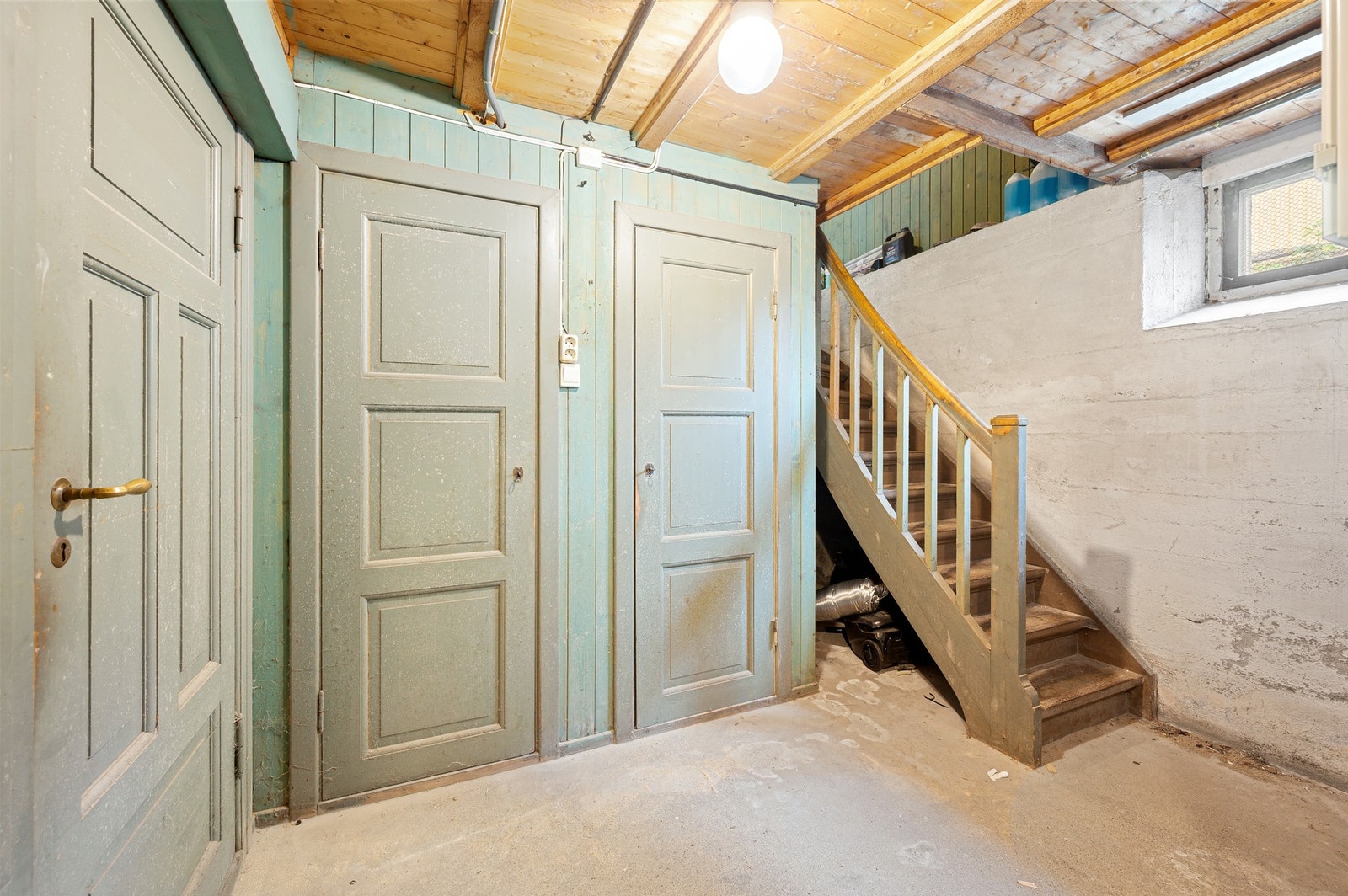 Det er totalt 14 boder i kjeller. Galleribilde